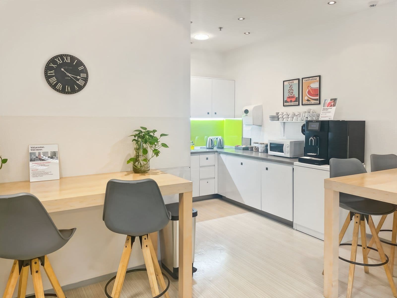 Pronájem kanceláře 60 m², Na Strži, Praha, Praha Pronájem kanceláře 60 m², Na Strži, Praha, Praha