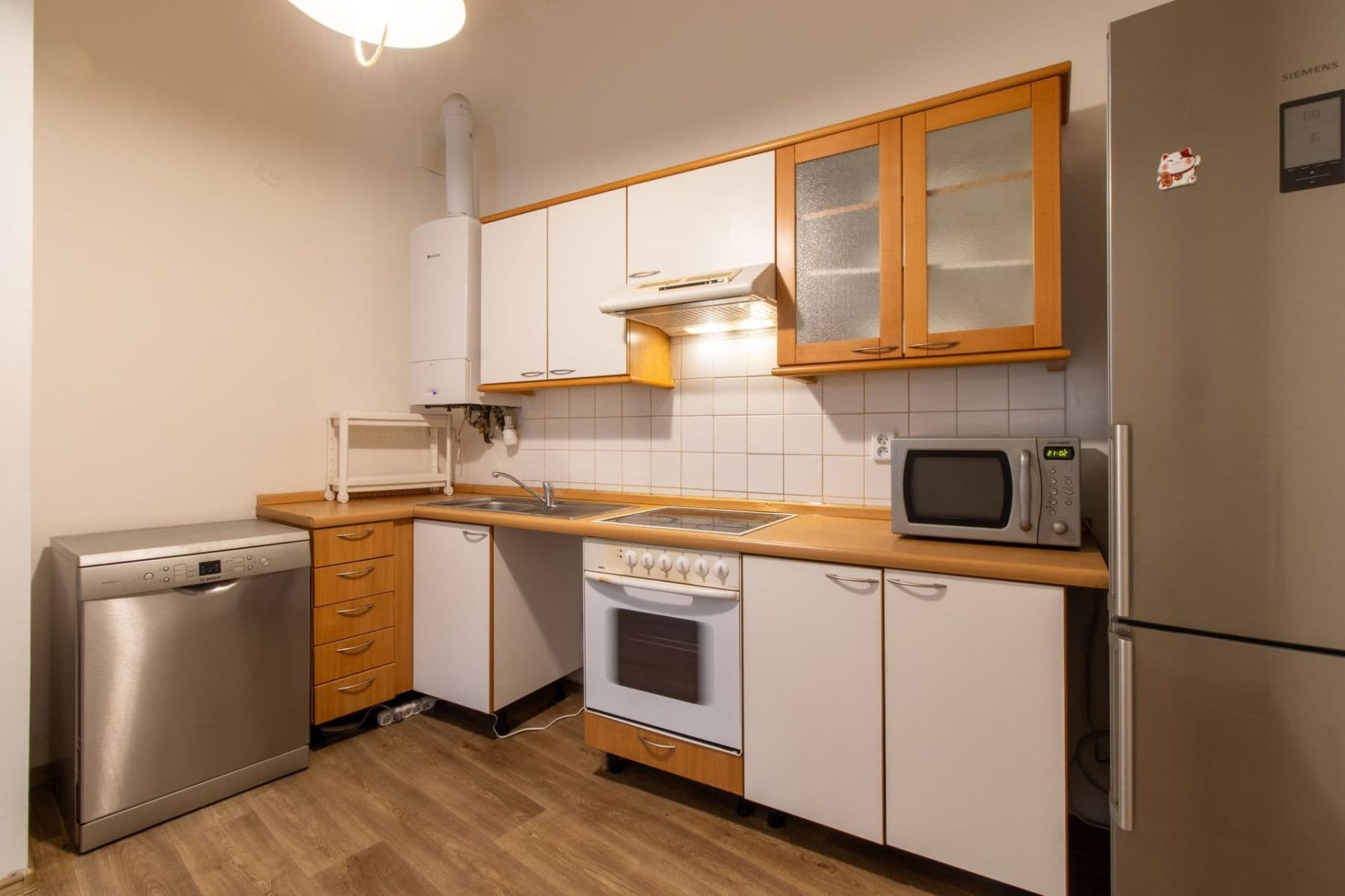 Pronájem bytu 3+1 90 m², Plzeňská, Praha, Praha Pronájem bytu 3+1 90 m², Plzeňská, Praha, Praha