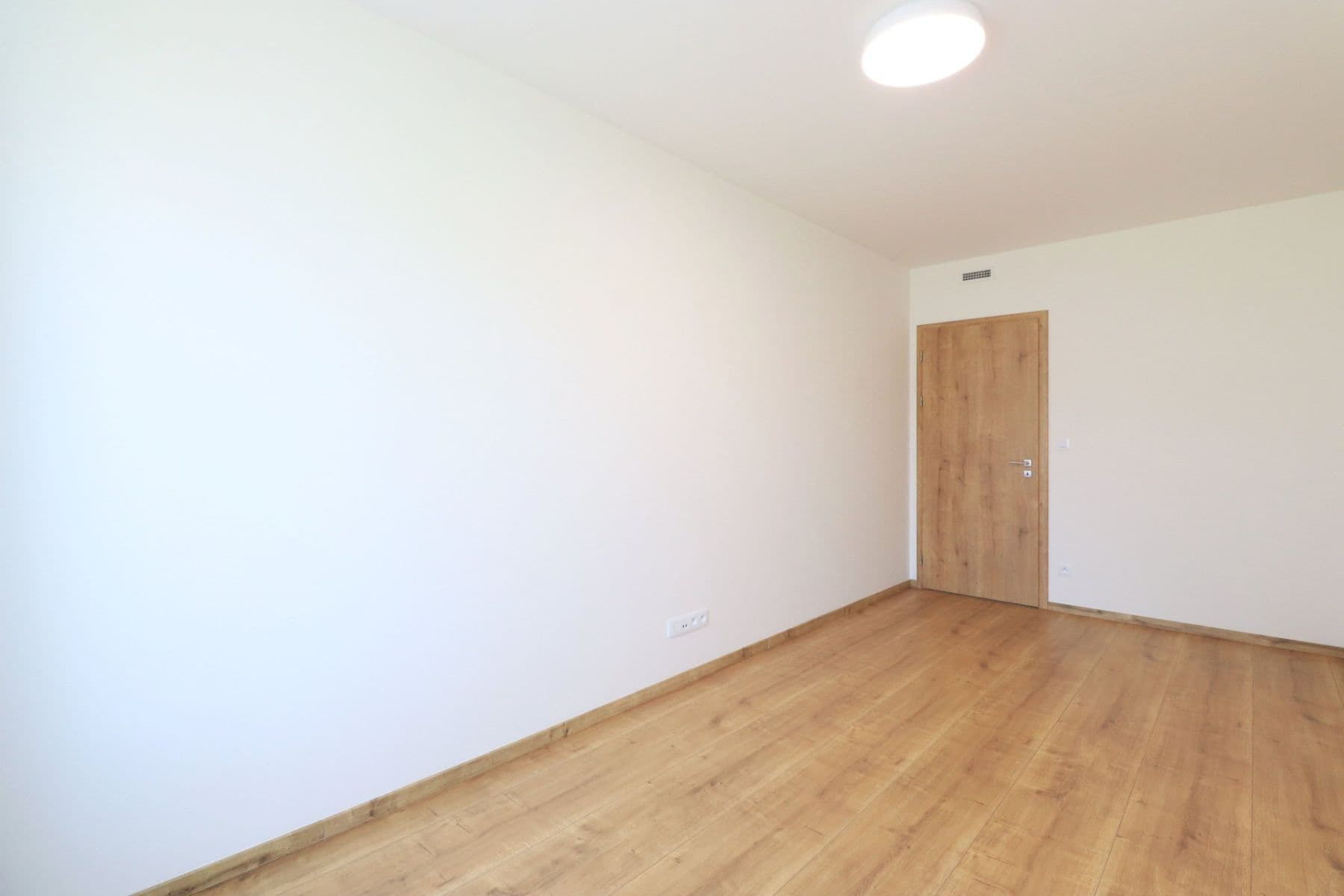 Pronájem bytu 2+kk 56 m², Střídavá, Praha, Praha Pronájem bytu 2+kk 56 m², Střídavá, Praha, Praha