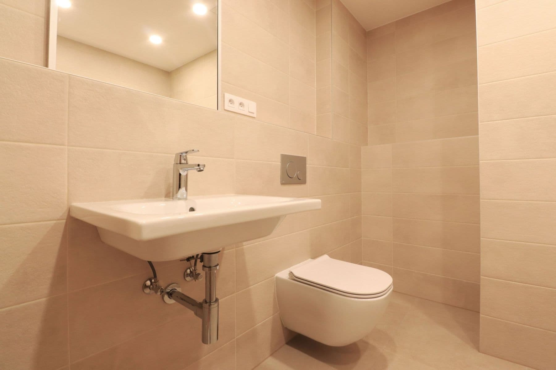 Pronájem bytu 2+kk 56 m², Střídavá, Praha, Praha Pronájem bytu 2+kk 56 m², Střídavá, Praha, Praha