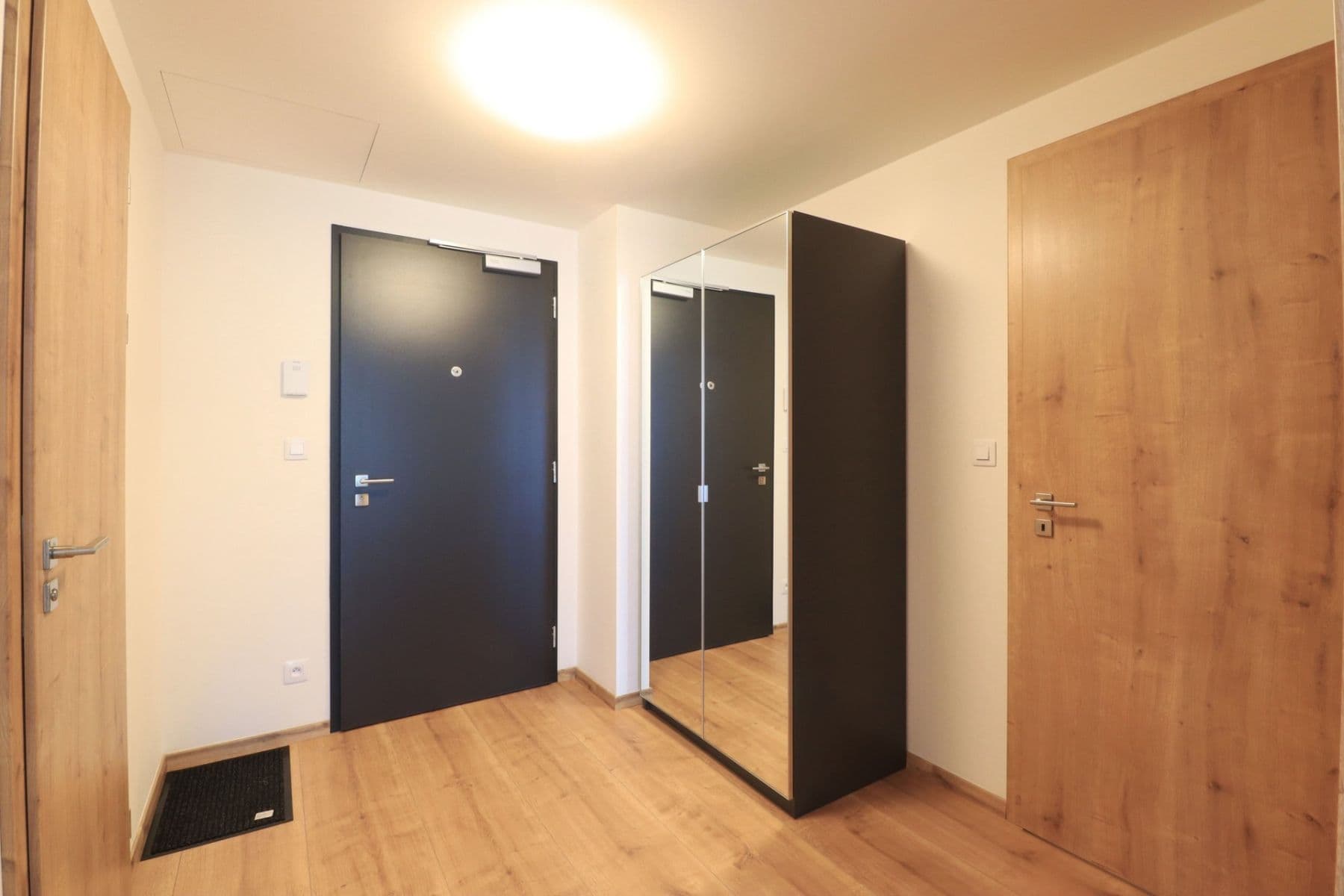 Pronájem bytu 2+kk 56 m², Střídavá, Praha, Praha Pronájem bytu 2+kk 56 m², Střídavá, Praha, Praha