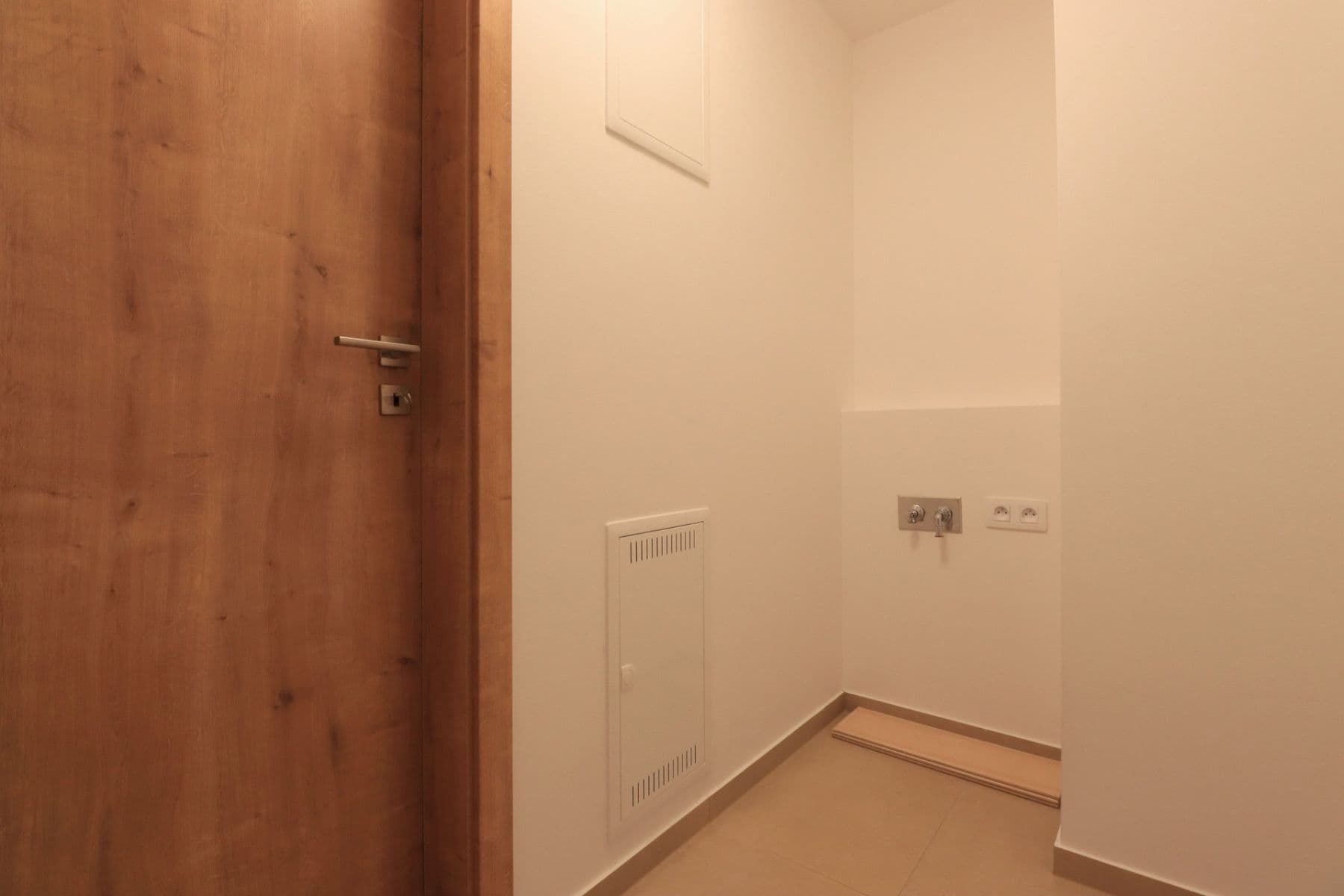Pronájem bytu 2+kk 56 m², Střídavá, Praha, Praha Pronájem bytu 2+kk 56 m², Střídavá, Praha, Praha