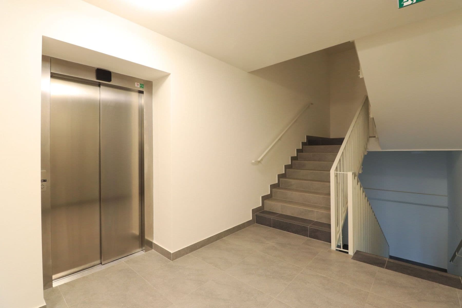 Pronájem bytu 2+kk 56 m², Střídavá, Praha, Praha Pronájem bytu 2+kk 56 m², Střídavá, Praha, Praha