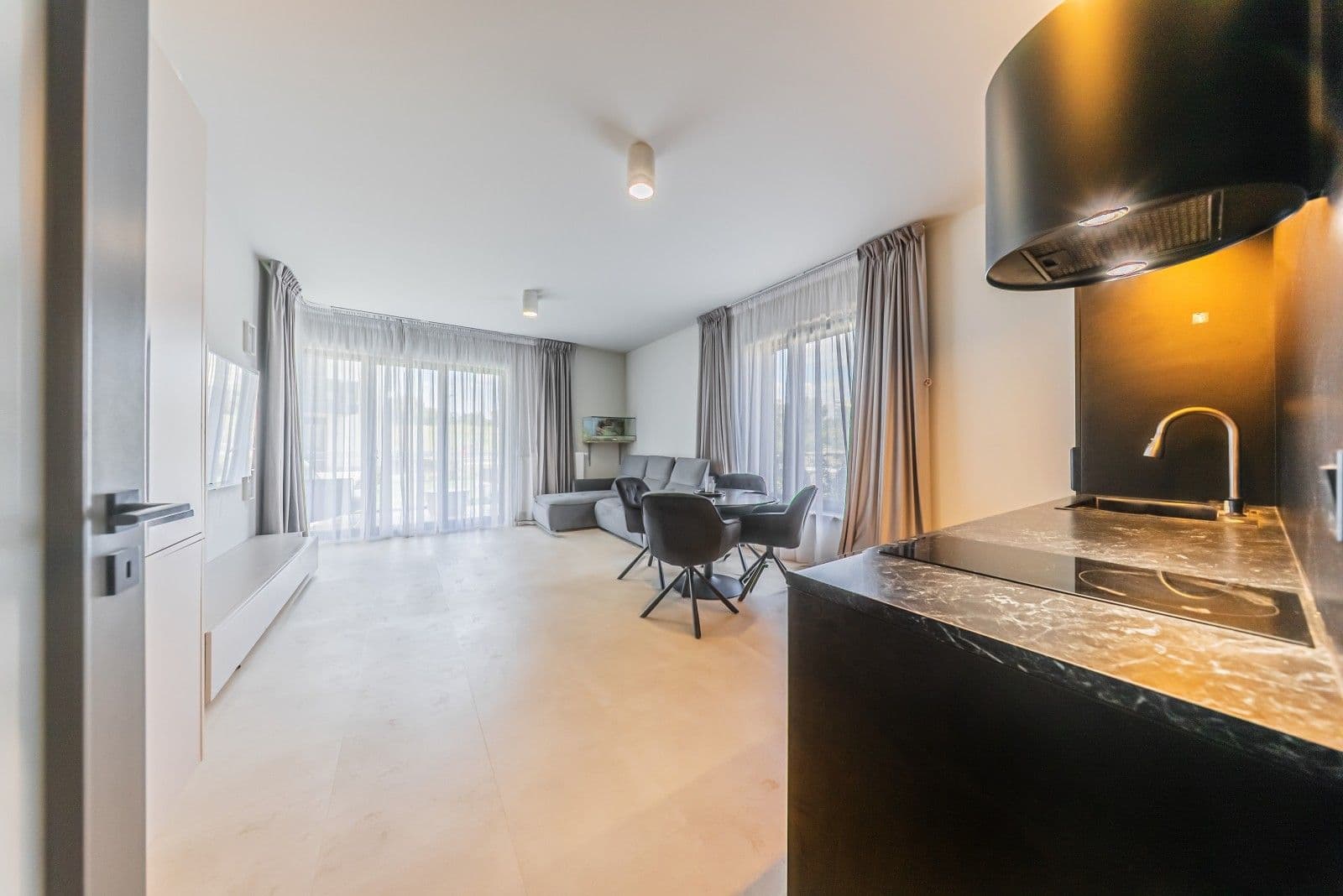 Prodej bytu 2+kk 60 m², Hasilova, Praha, Praha Prodej bytu 2+kk 60 m², Hasilova, Praha, Praha