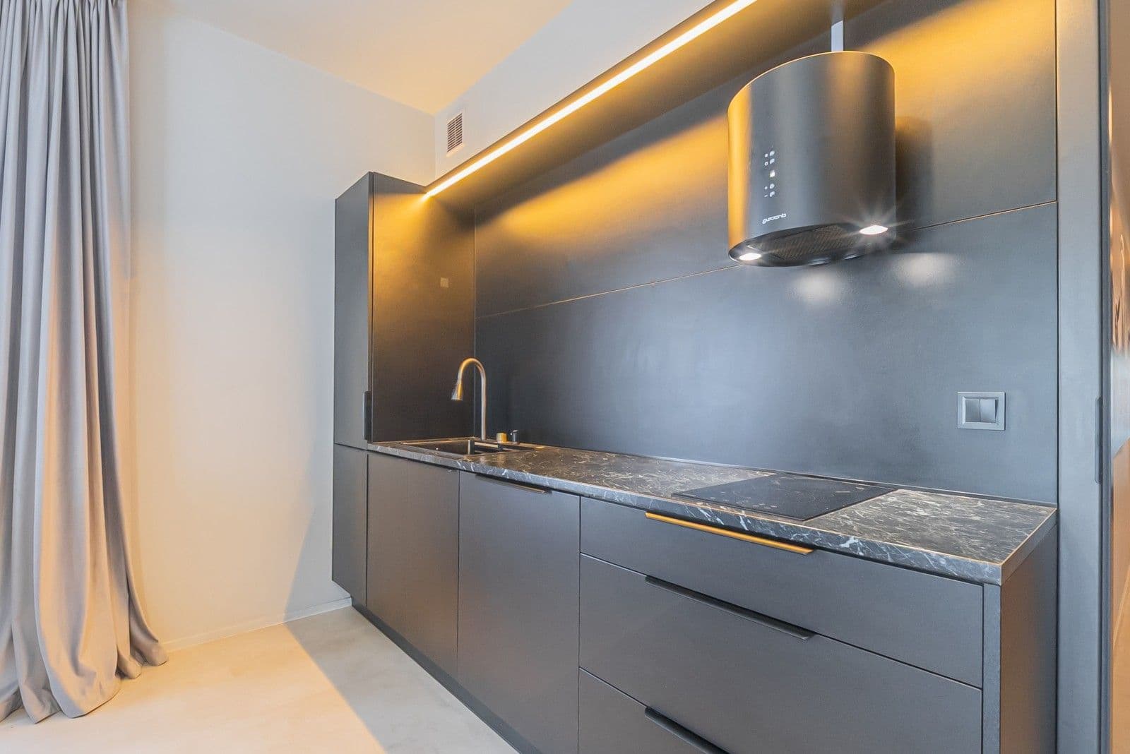 Prodej bytu 2+kk 60 m², Hasilova, Praha, Praha Prodej bytu 2+kk 60 m², Hasilova, Praha, Praha
