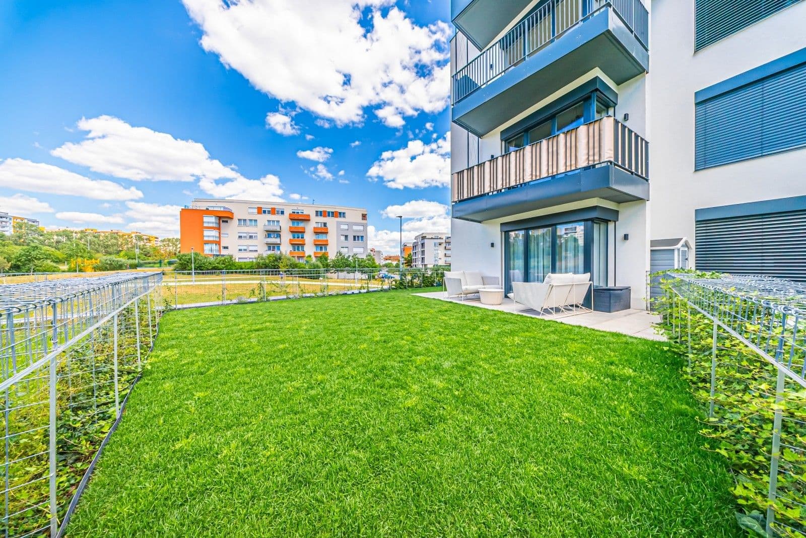 Prodej bytu 2+kk 60 m², Hasilova, Praha, Praha Prodej bytu 2+kk 60 m², Hasilova, Praha, Praha