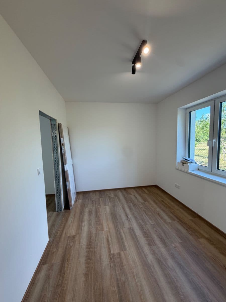 Pronájem bytu 2+kk 45 m², Olšavní, Kunovice, Zlínský kraj Pronájem bytu 2+kk 45 m², Olšavní, Kunovice, Zlínský kraj