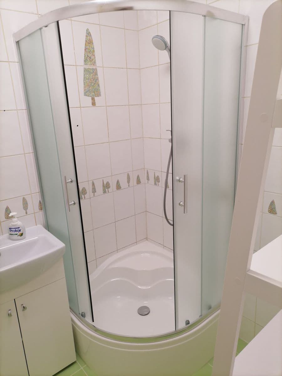 Pronájem bytu 1+1 40 m², Němcovej, Košice - mestská časť Sever, Košický kraj Pronájem bytu 1+1 40 m², Němcovej, Košice - mestská časť Sever, Košický kraj