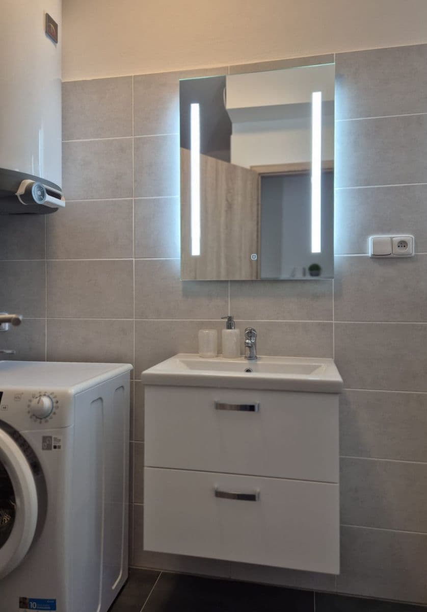 Pronájem bytu 2+kk 41 m², Kladenská, Hostouň, Středočeský kraj Pronájem bytu 2+kk 41 m², Kladenská, Hostouň, Středočeský kraj