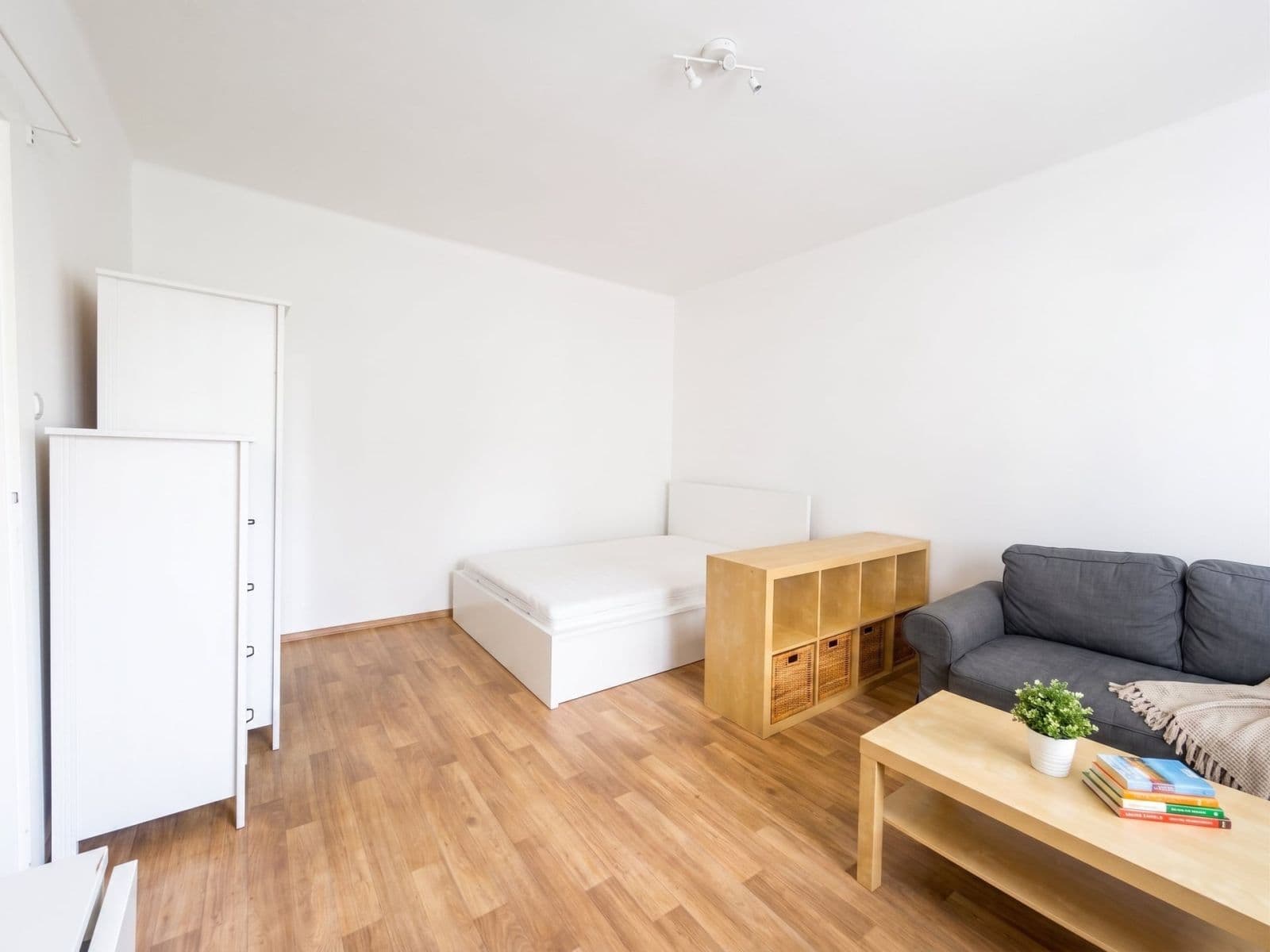 Pronájem bytu 1+kk 29 m², Jana Želivského, Praha, Praha Pronájem bytu 1+kk 29 m², Jana Želivského, Praha, Praha