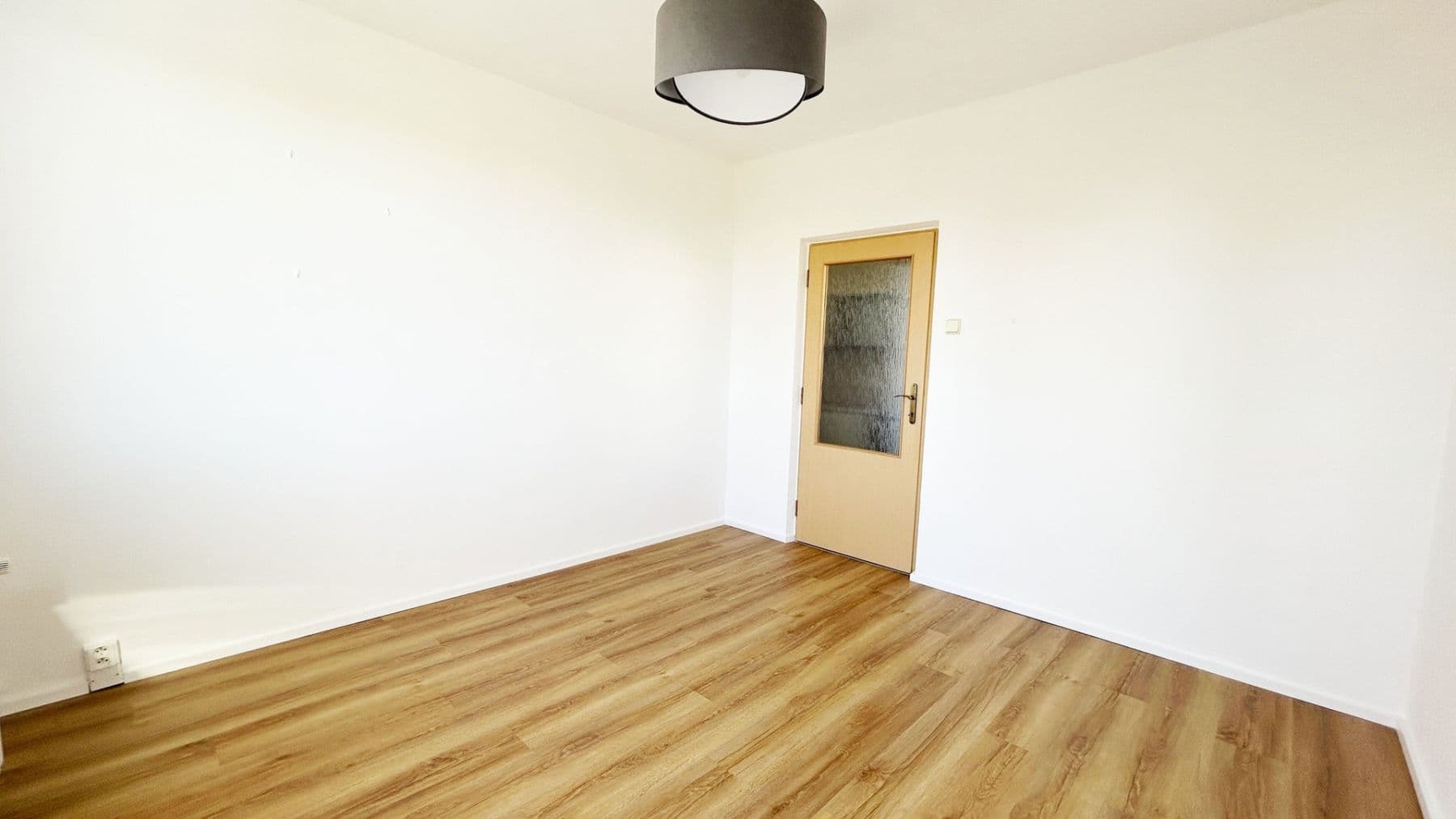 Pronájem bytu 3+1 73 m², Vavřenova, Praha, Praha Pronájem bytu 3+1 73 m², Vavřenova, Praha, Praha