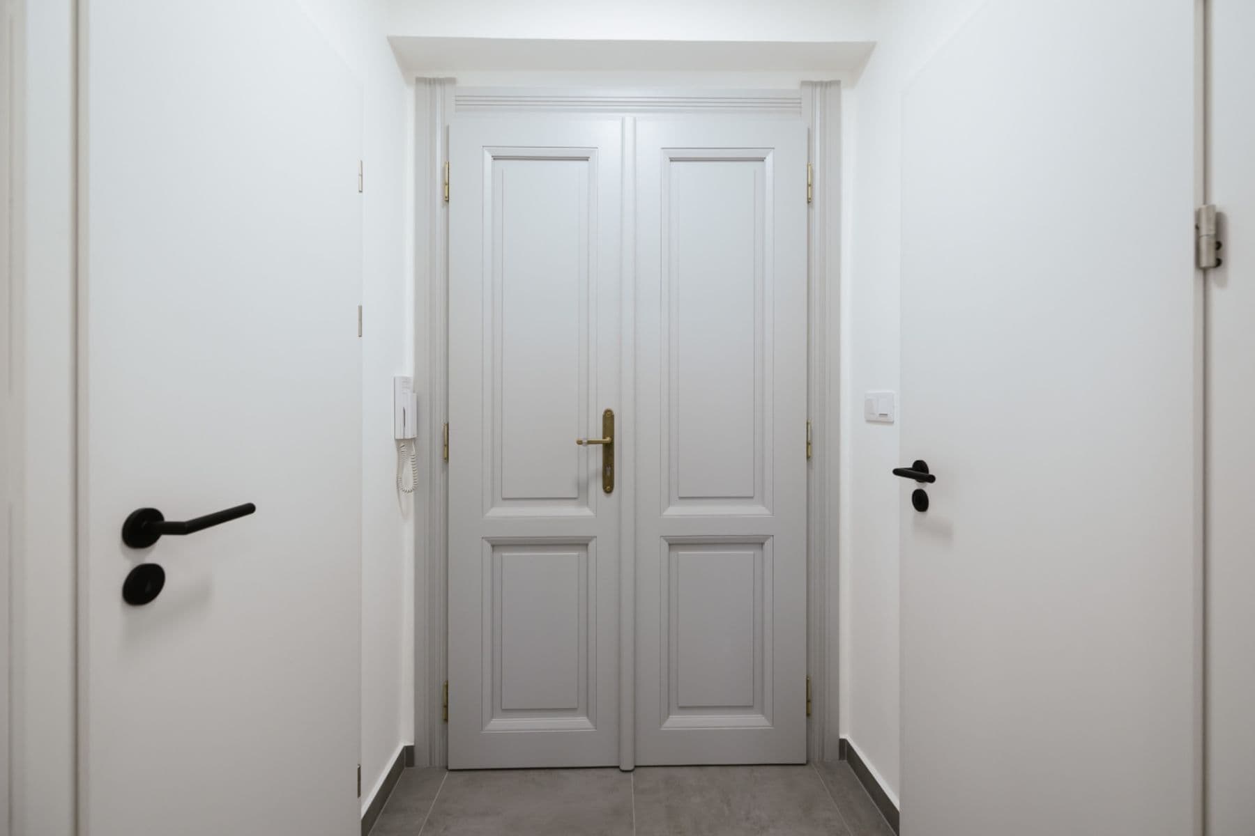 Prodej bytu 1+kk 34 m², Orelská, Praha, Praha Prodej bytu 1+kk 34 m², Orelská, Praha, Praha