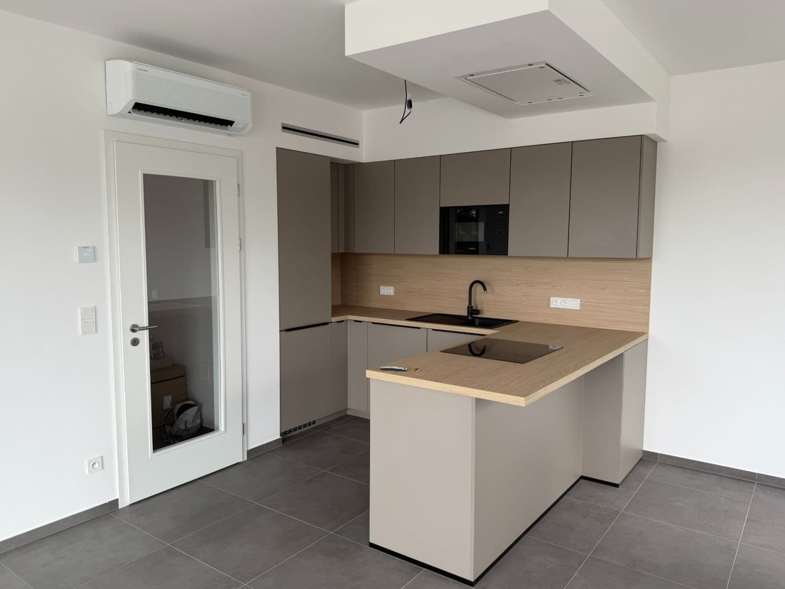 Pronájem bytu 4+kk 86 m², Praha, Praha Pronájem bytu 4+kk 86 m², Praha, Praha