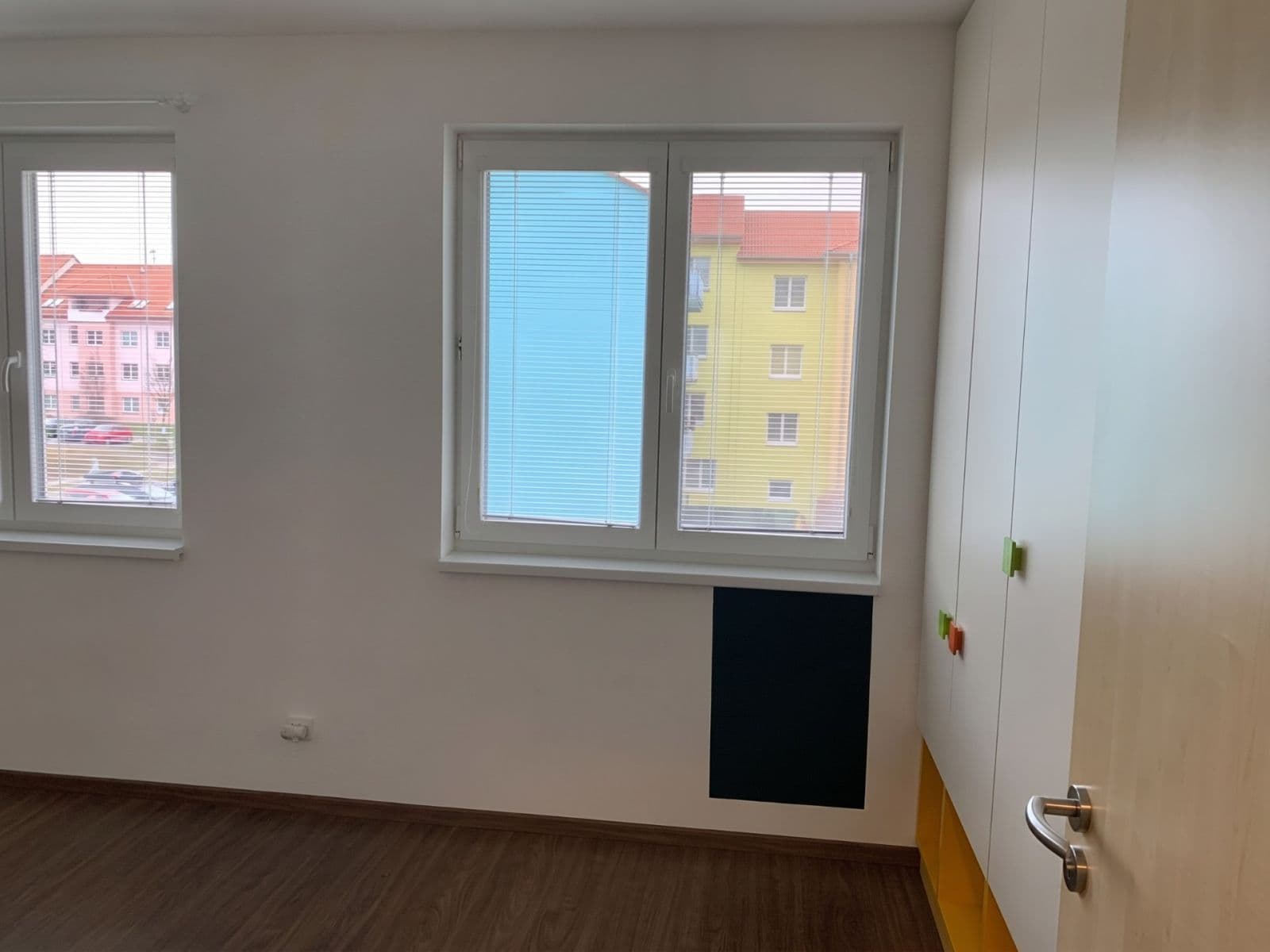 Pronájem bytu 2+kk 50 m², Gen. Peřiny, Hustopeče, Jihomoravský kraj Pronájem bytu 2+kk 50 m², Gen. Peřiny, Hustopeče, Jihomoravský kraj