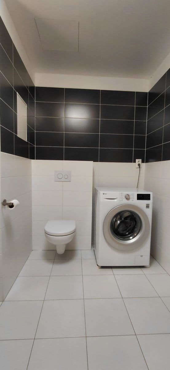 Prodej bytu 1+kk 68 m², Březenská, Praha, Praha Prodej bytu 1+kk 68 m², Březenská, Praha, Praha