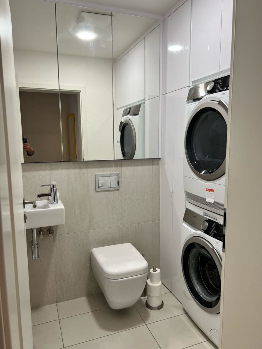 Pronájem bytu 4+kk 114 m², Altajská, Praha, Praha Pronájem bytu 4+kk 114 m², Altajská, Praha, Praha