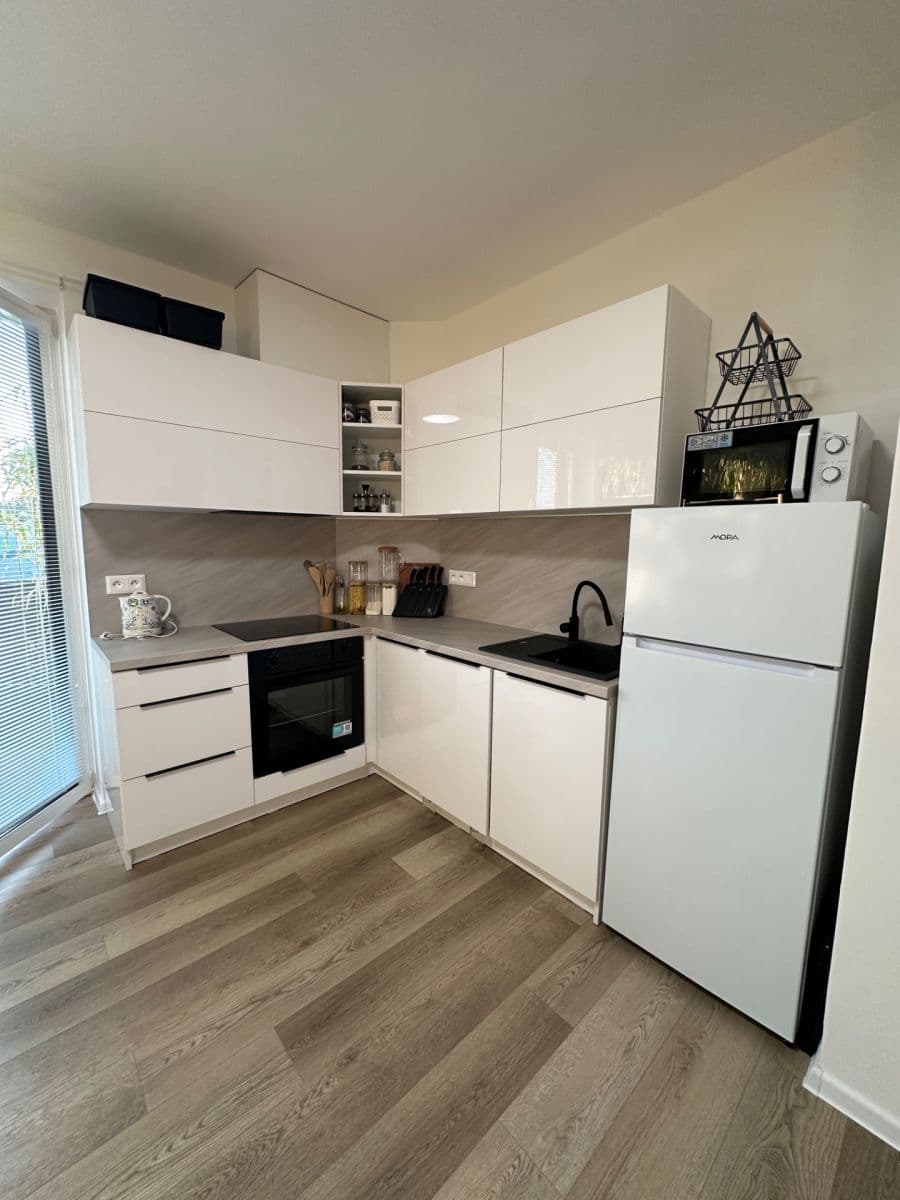 Pronájem bytu 1+kk 36 m², Na Křtaltě, Zábřeh, Olomoucký kraj Pronájem bytu 1+kk 36 m², Na Křtaltě, Zábřeh, Olomoucký kraj