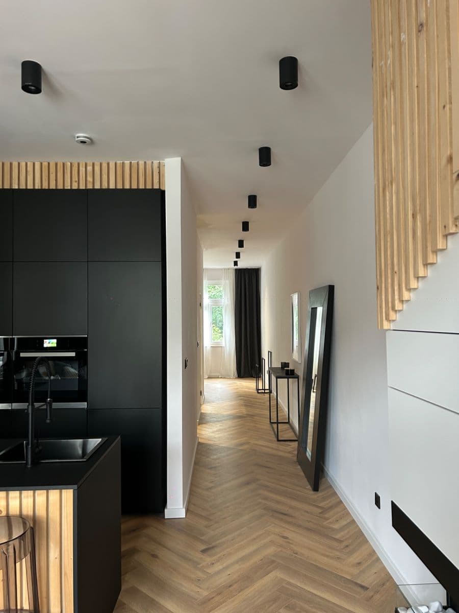 Prodej bytu 2+kk 49 m², Sadová, Karlovy Vary, Karlovarský kraj Prodej bytu 2+kk 49 m², Sadová, Karlovy Vary, Karlovarský kraj