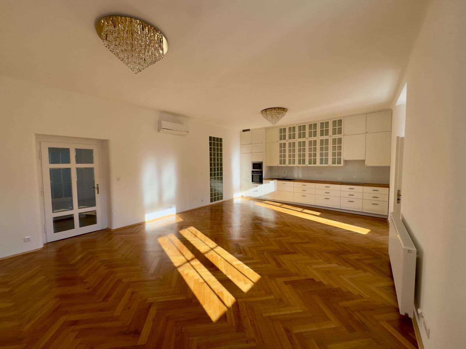 Pronájem bytu 3+kk 98 m², K Brusce, Praha, Praha Pronájem bytu 3+kk 98 m², K Brusce, Praha, Praha