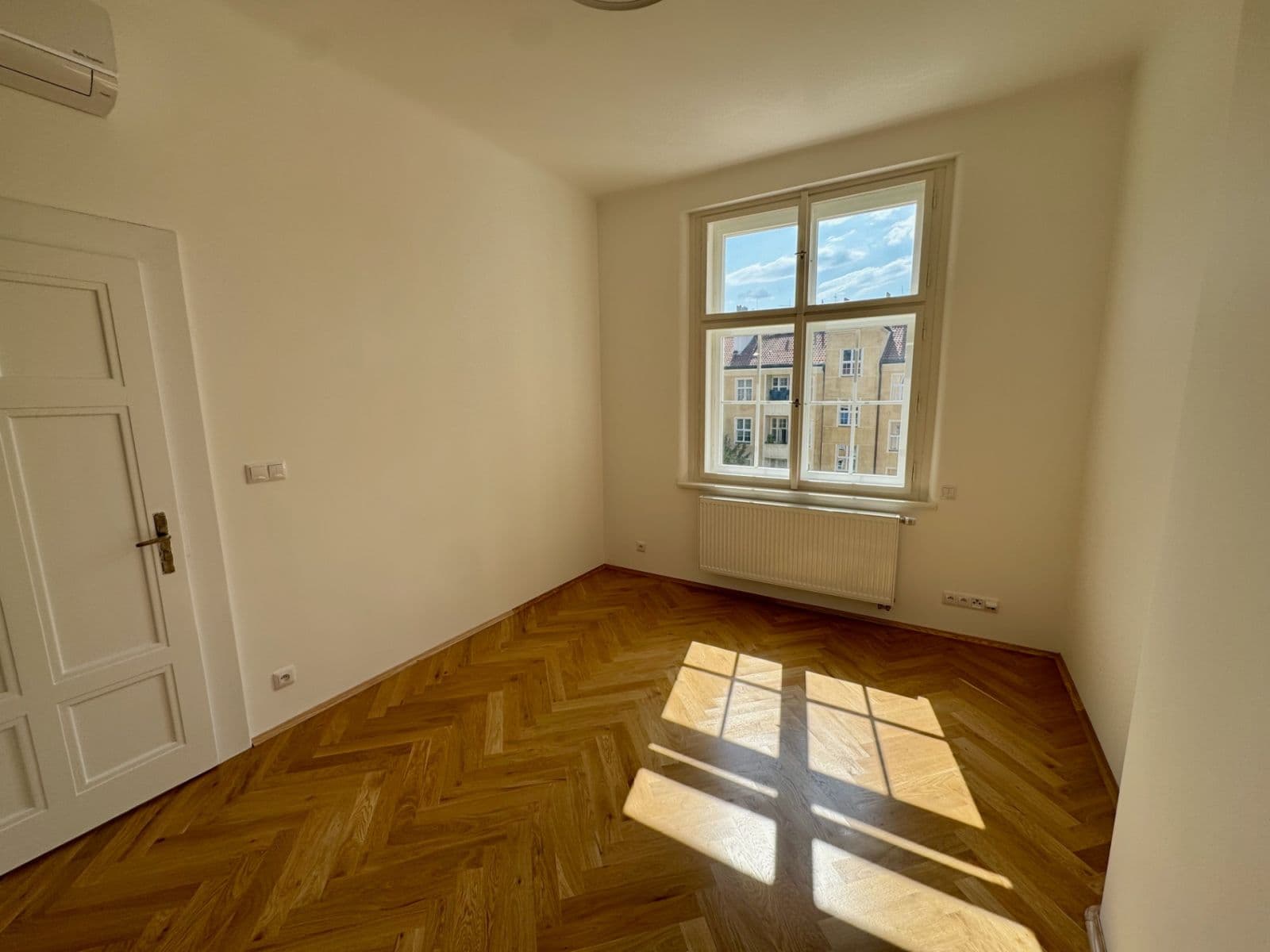 Pronájem bytu 3+kk 98 m², K Brusce, Praha, Praha Pronájem bytu 3+kk 98 m², K Brusce, Praha, Praha