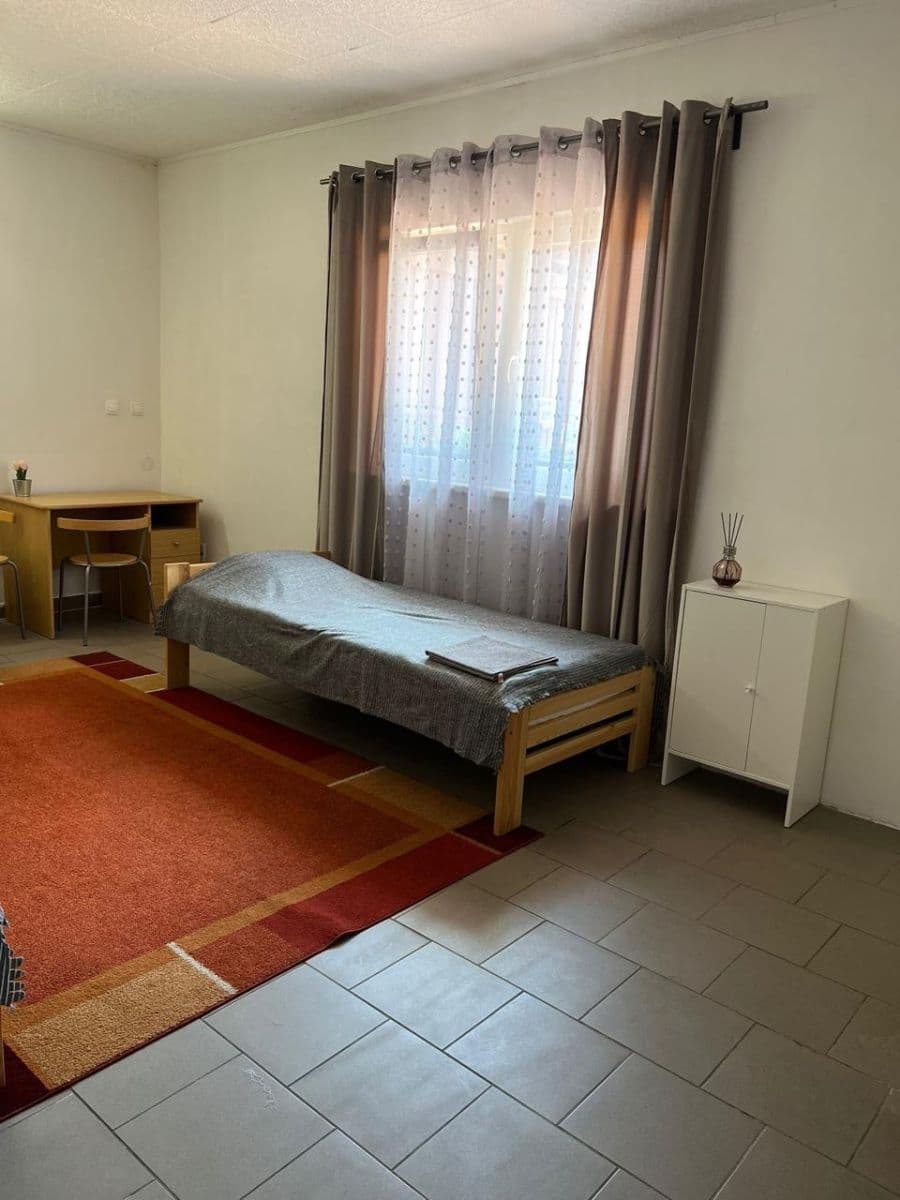Pronájem bytu 22 m², Vlašimská, Benešov, Středočeský kraj Pronájem bytu 22 m², Vlašimská, Benešov, Středočeský kraj