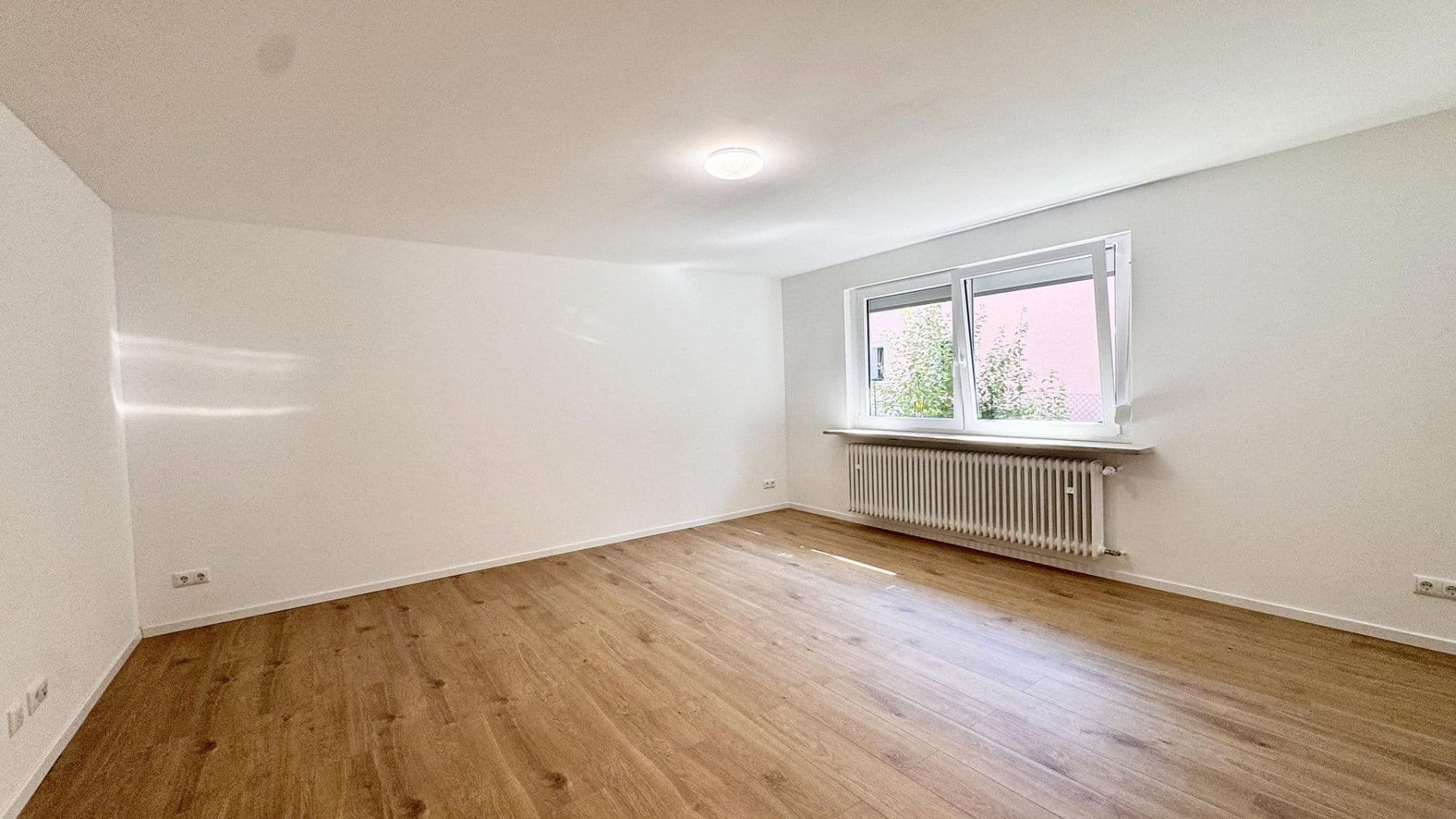 Prodej domu 176 m², pozemek 564 m², Nicolaus-Zech-Str. 3 8, Coburg, Bavorsko Prodej domu 176 m², pozemek 564 m², Nicolaus-Zech-Str. 3 8, Coburg, Bavorsko