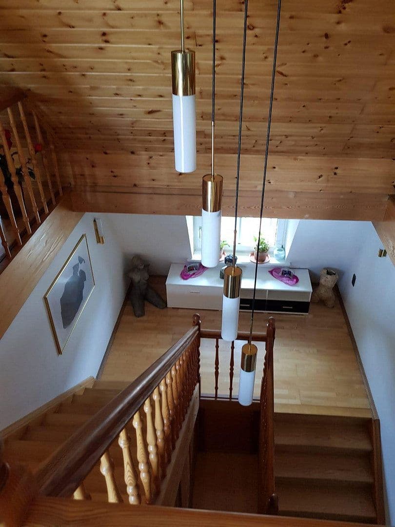 Pronájem bytu 6+1 160 m², Ernst-Bauchstr. 4, Aue-Bad Schlema, Sasko Pronájem bytu 6+1 160 m², Ernst-Bauchstr. 4, Aue-Bad Schlema, Sasko