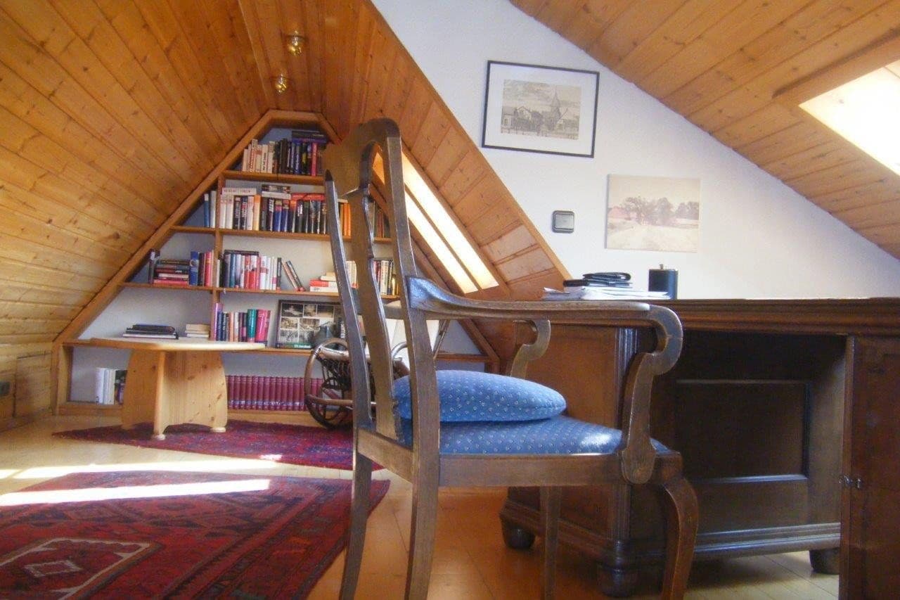 Pronájem bytu 6+1 160 m², Ernst-Bauchstr. 4, Aue-Bad Schlema, Sasko Pronájem bytu 6+1 160 m², Ernst-Bauchstr. 4, Aue-Bad Schlema, Sasko