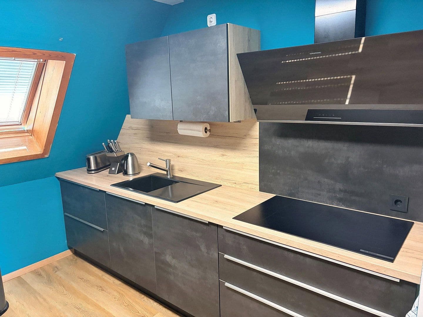 Pronájem bytu 6+1 160 m², Ernst-Bauchstr. 4, Aue-Bad Schlema, Sasko Pronájem bytu 6+1 160 m², Ernst-Bauchstr. 4, Aue-Bad Schlema, Sasko