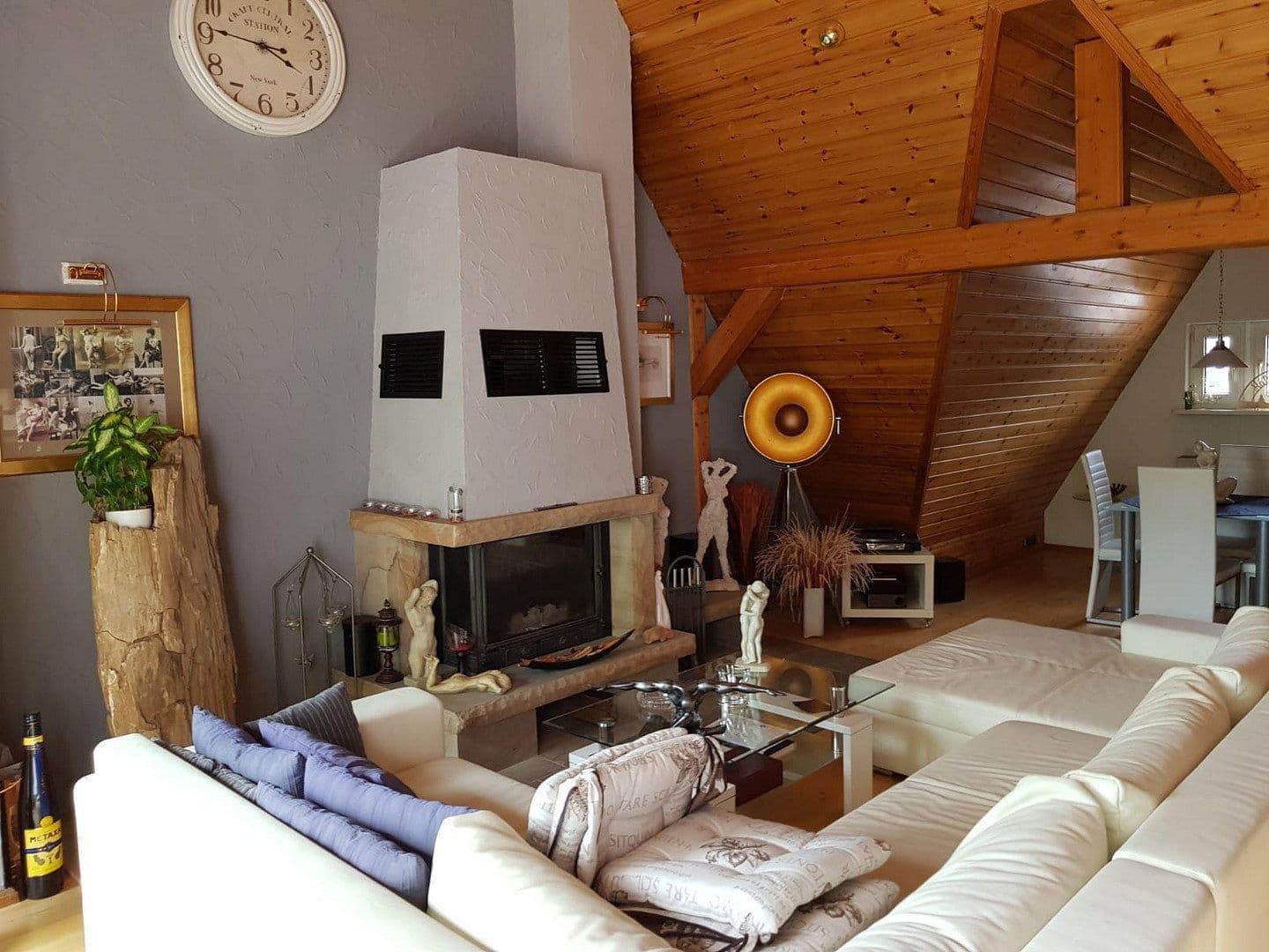 Pronájem bytu 6+1 160 m², Ernst-Bauchstr. 4, Aue-Bad Schlema, Sasko Pronájem bytu 6+1 160 m², Ernst-Bauchstr. 4, Aue-Bad Schlema, Sasko