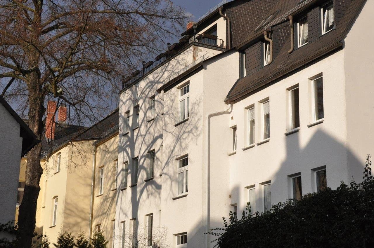 Pronájem bytu 6+1 160 m², Ernst-Bauchstr. 4, Aue-Bad Schlema, Sasko Pronájem bytu 6+1 160 m², Ernst-Bauchstr. 4, Aue-Bad Schlema, Sasko