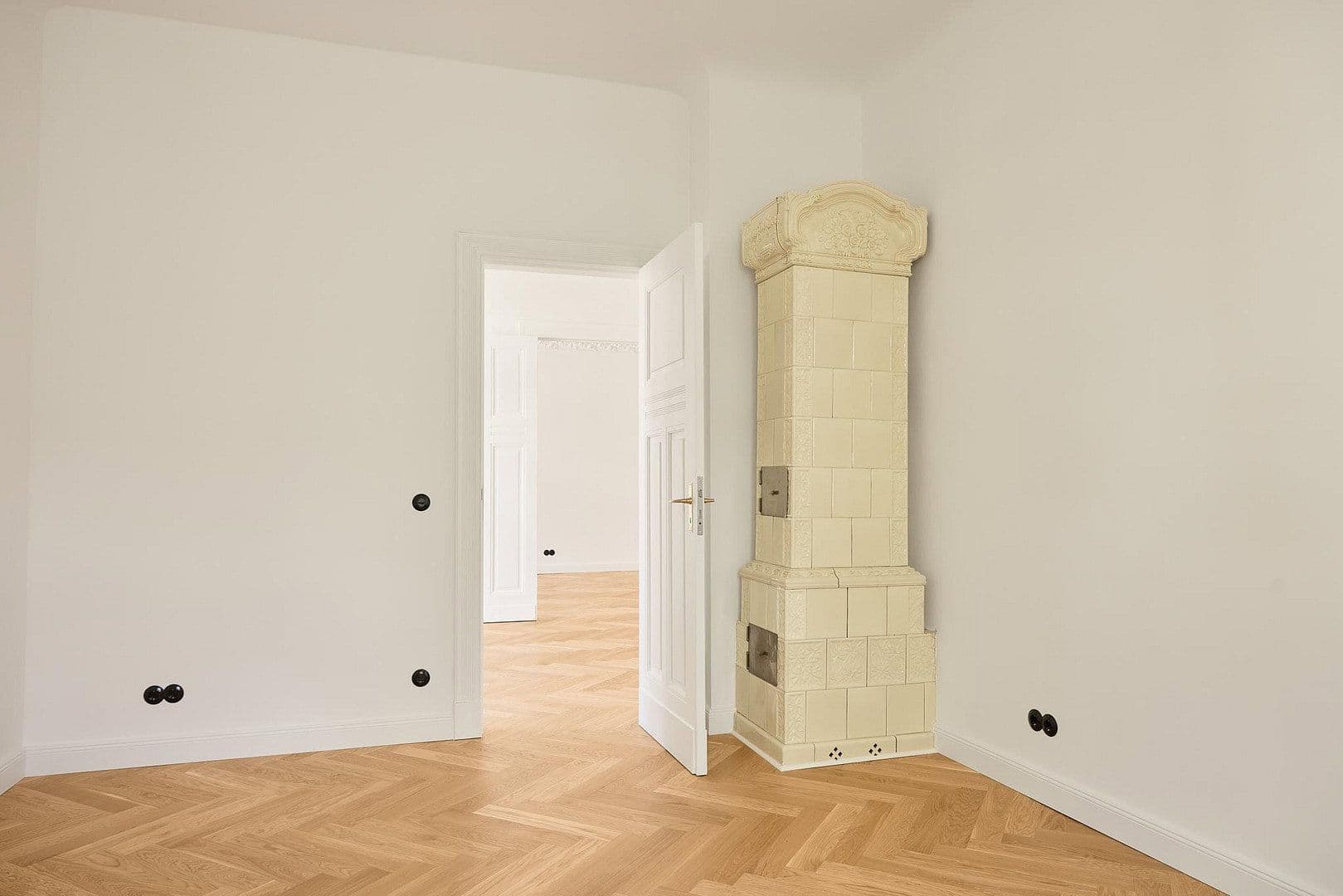 Prodej bytu 3+1 95 m², Bachestraße 5, Berlin, Berlín Prodej bytu 3+1 95 m², Bachestraße 5, Berlin, Berlín