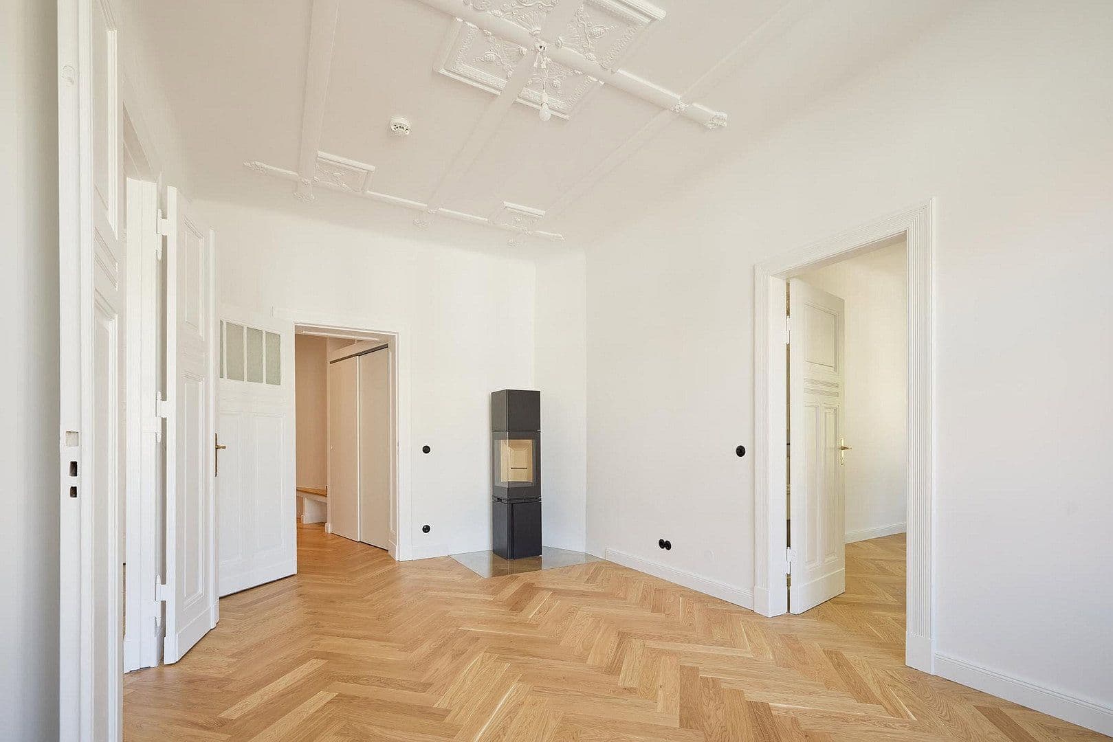 Prodej bytu 3+1 95 m², Bachestraße 5, Berlin, Berlín Prodej bytu 3+1 95 m², Bachestraße 5, Berlin, Berlín