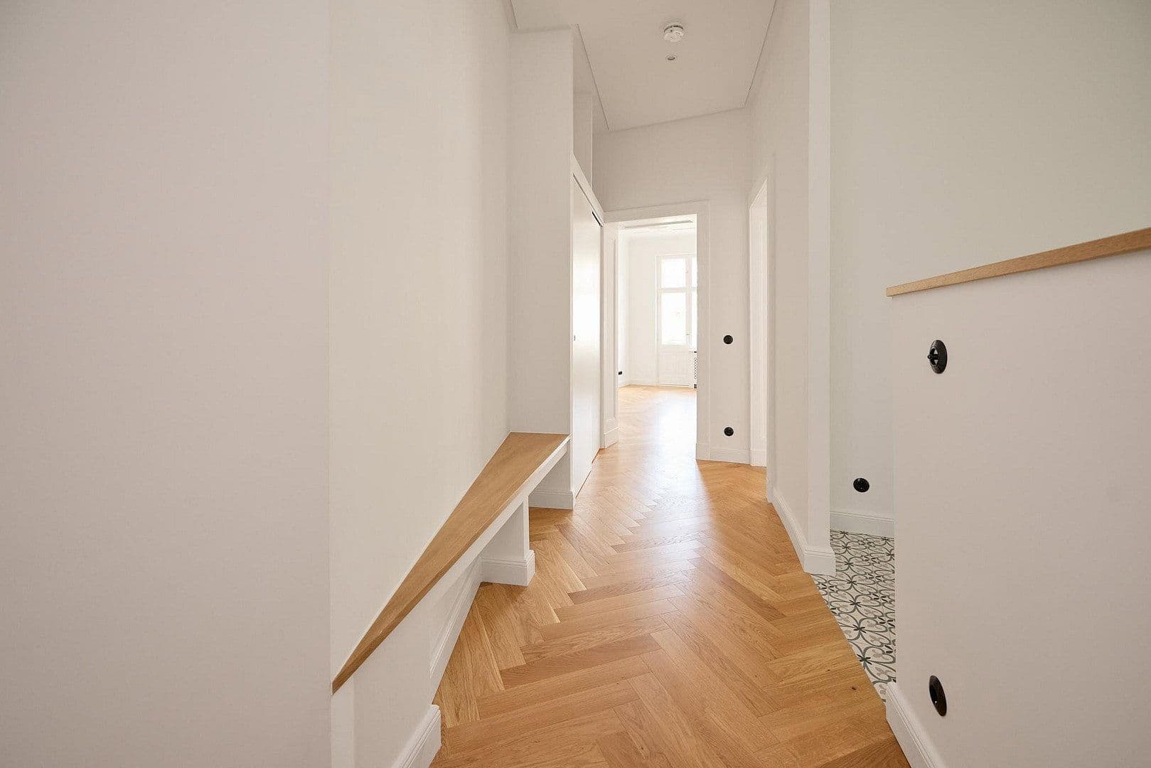 Prodej bytu 3+1 95 m², Bachestraße 5, Berlin, Berlín Prodej bytu 3+1 95 m², Bachestraße 5, Berlin, Berlín