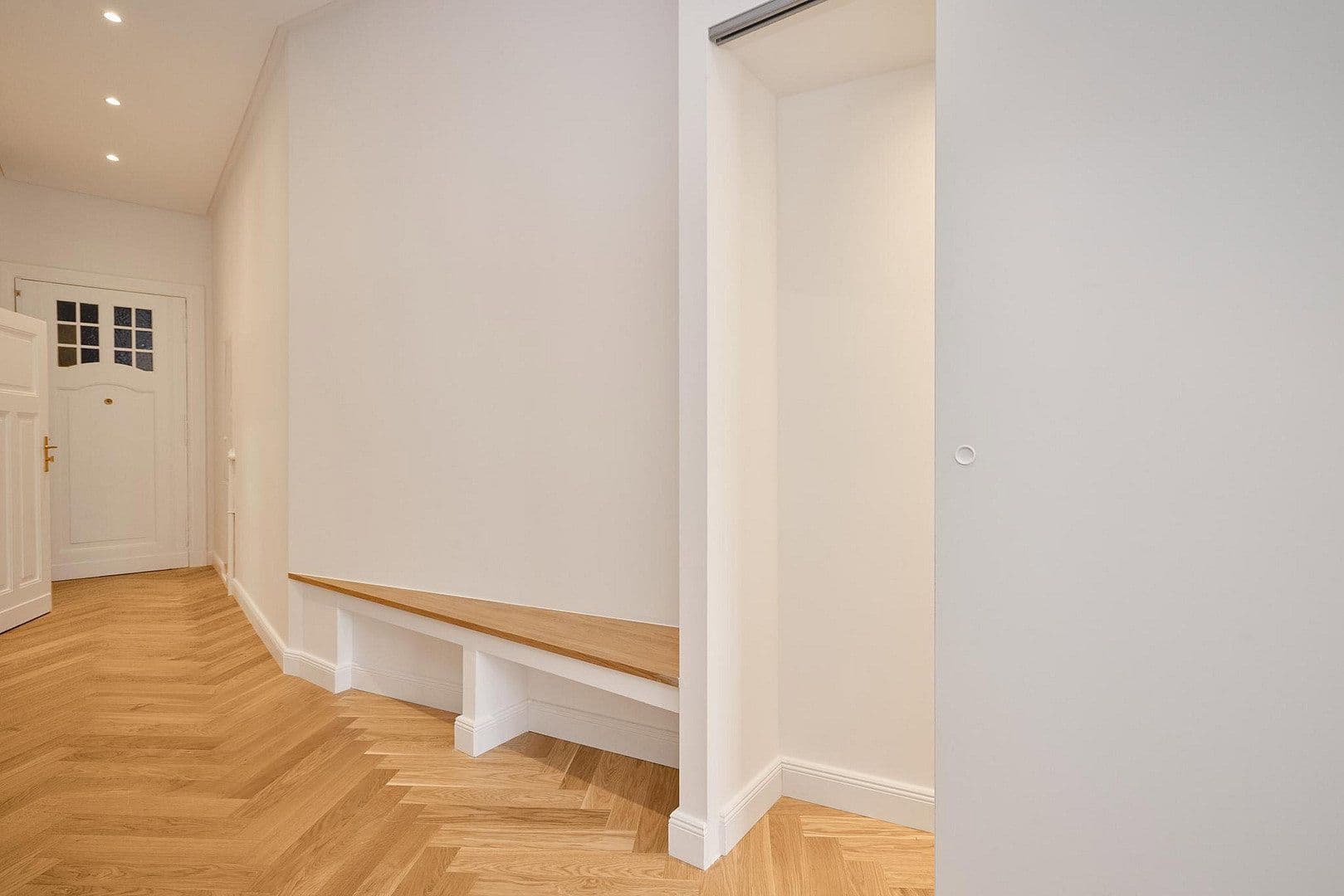Prodej bytu 3+1 95 m², Bachestraße 5, Berlin, Berlín Prodej bytu 3+1 95 m², Bachestraße 5, Berlin, Berlín