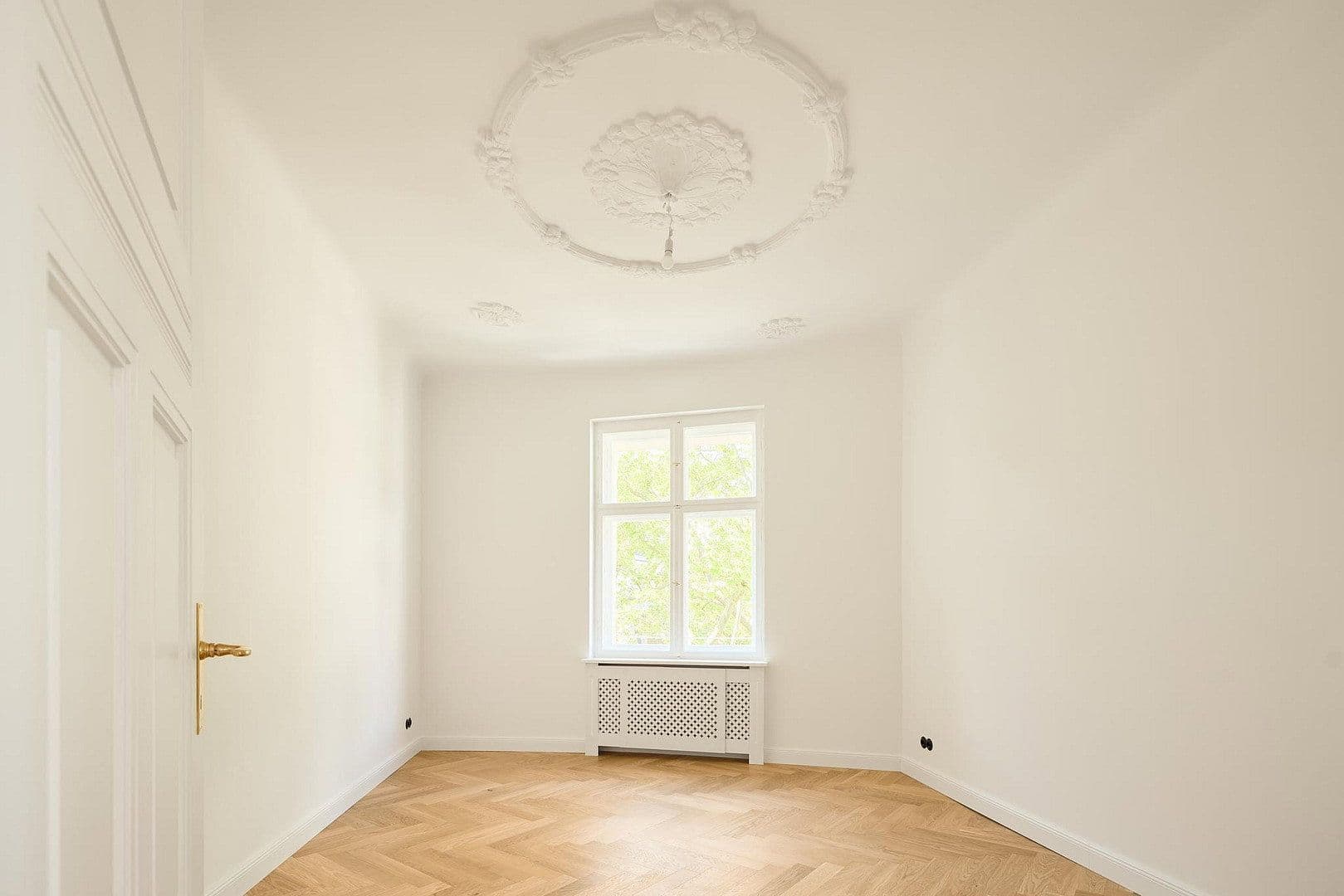 Prodej bytu 3+1 95 m², Bachestraße 5, Berlin, Berlín Prodej bytu 3+1 95 m², Bachestraße 5, Berlin, Berlín