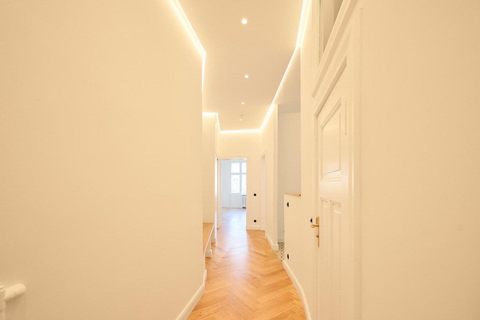 Prodej bytu 3+1 95 m², Bachestraße 5, Berlin, Berlín Prodej bytu 3+1 95 m², Bachestraße 5, Berlin, Berlín