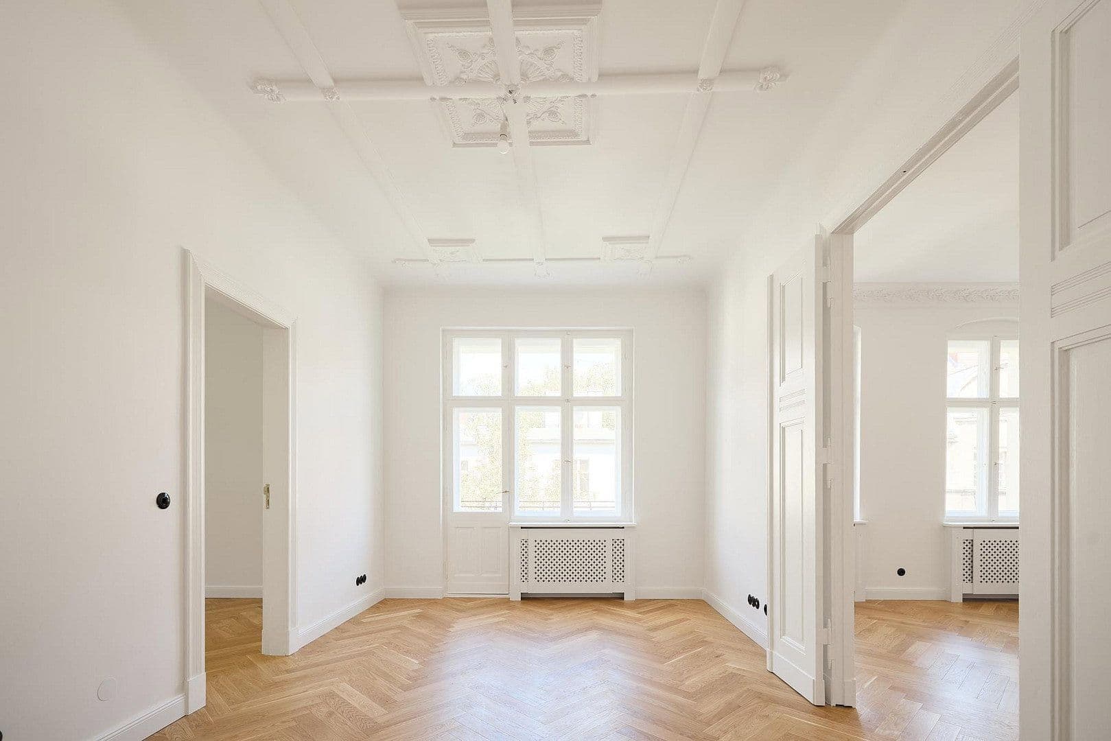 Prodej bytu 3+1 95 m², Bachestraße 5, Berlin, Berlín Prodej bytu 3+1 95 m², Bachestraße 5, Berlin, Berlín