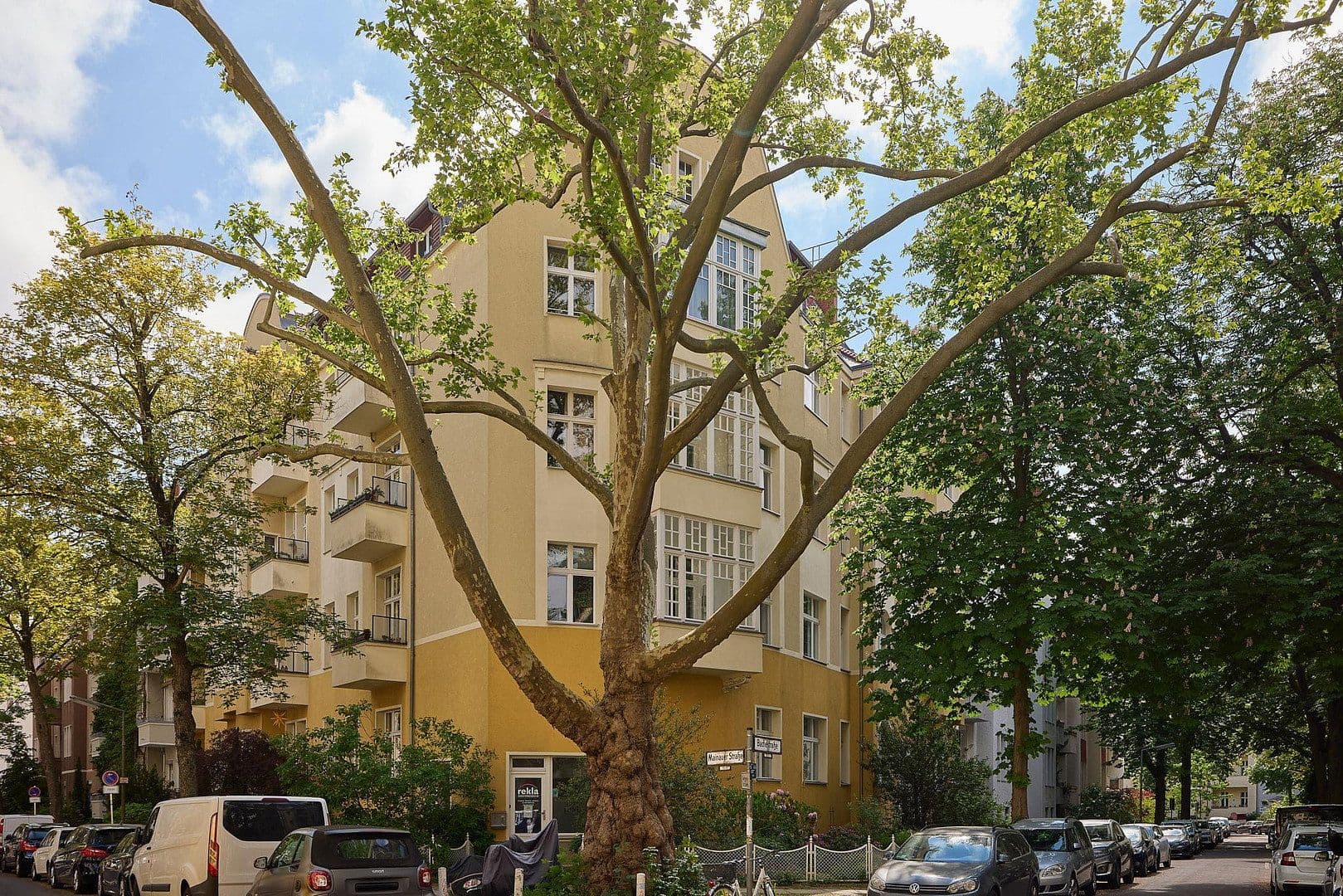 Prodej bytu 3+1 95 m², Bachestraße 5, Berlin, Berlín Prodej bytu 3+1 95 m², Bachestraße 5, Berlin, Berlín
