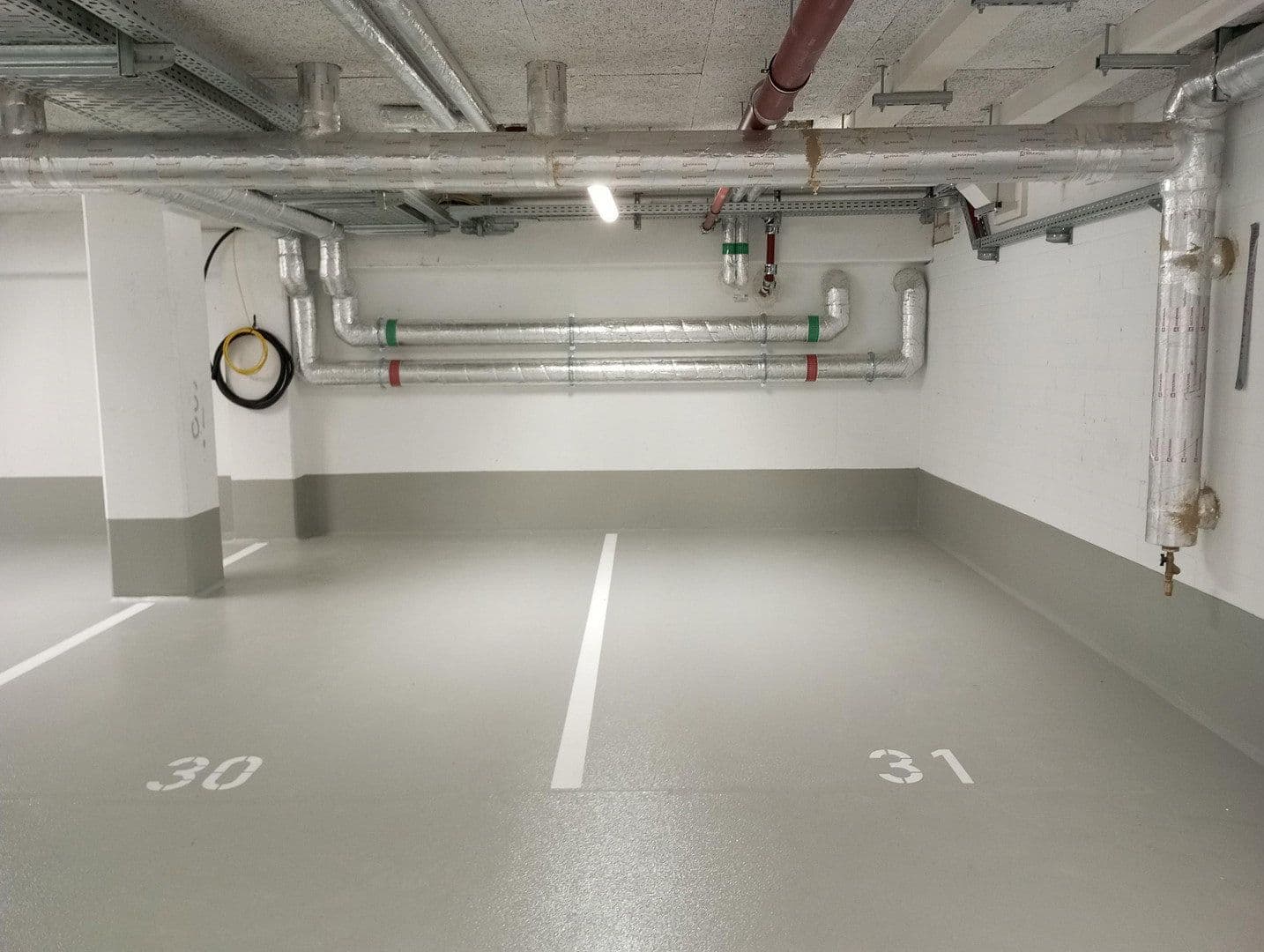 Pronájem garáže 13 m², Erna-Eckstein-Str. 2, Düsseldorf, Severní Porýní-Vestfálsko Pronájem garáže 13 m², Erna-Eckstein-Str. 2, Düsseldorf, Severní Porýní-Vestfálsko