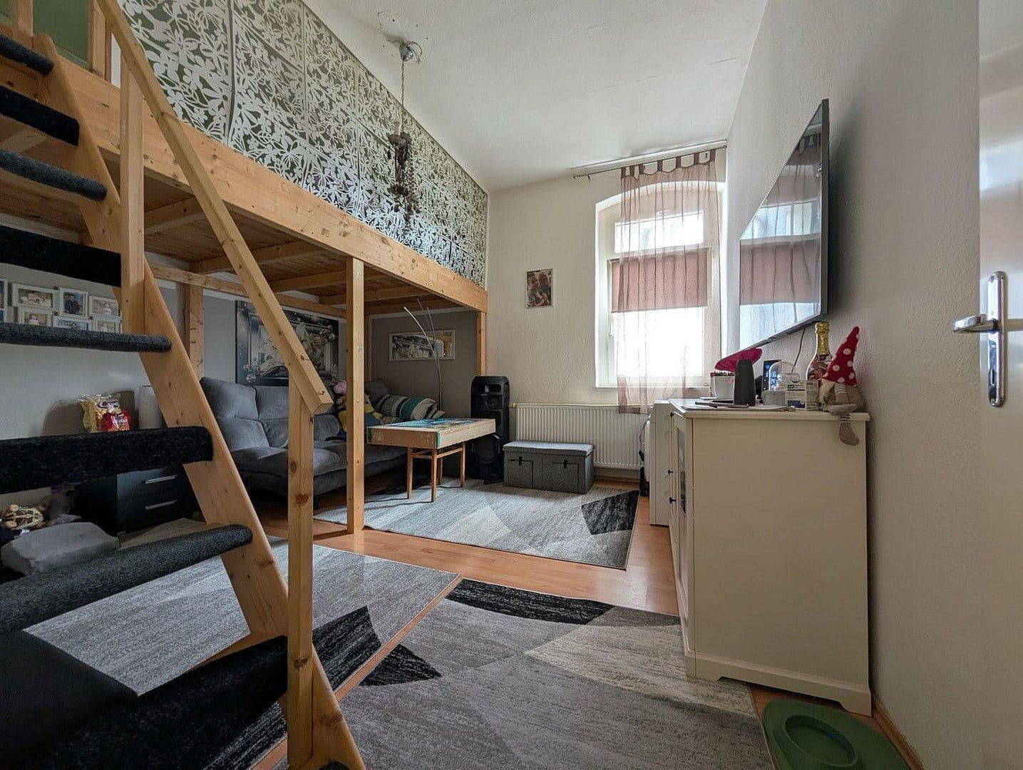 Pronájem bytu 1+1 35 m², Nauen, Braniborsko Pronájem bytu 1+1 35 m², Nauen, Braniborsko
