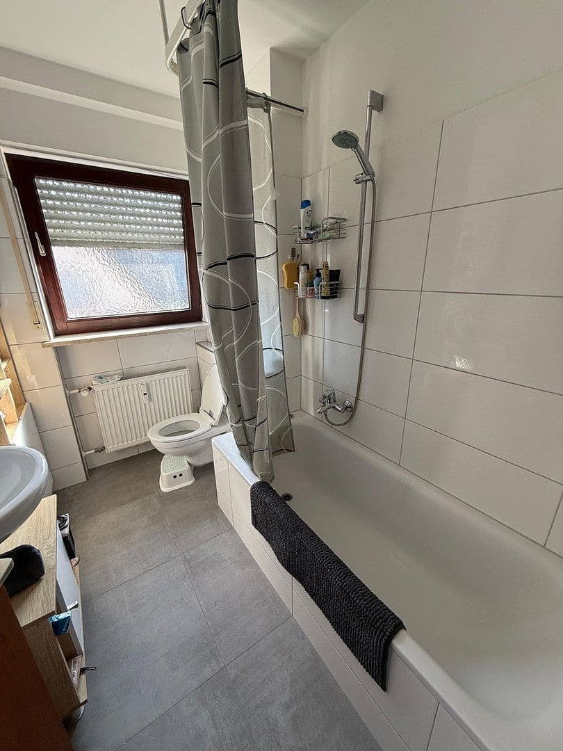 Pronájem bytu 3+1 66 m², Talerweg 26, München, Bavorsko Pronájem bytu 3+1 66 m², Talerweg 26, München, Bavorsko