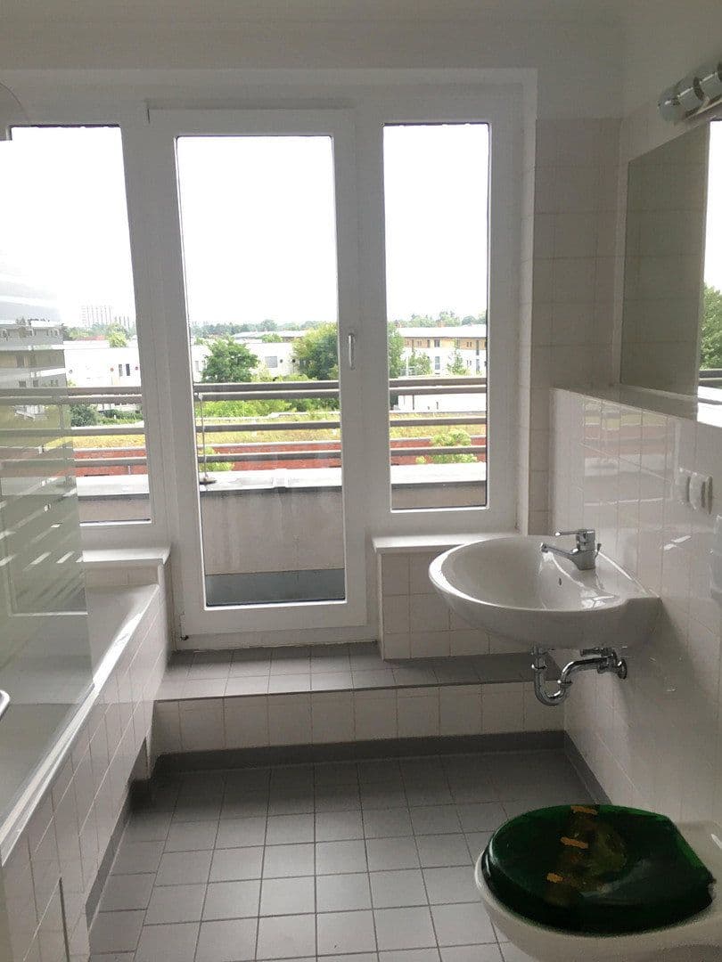 Pronájem bytu 2+1 67 m², Horkheimer Straße 1, Falkensee, Braniborsko Pronájem bytu 2+1 67 m², Horkheimer Straße 1, Falkensee, Braniborsko