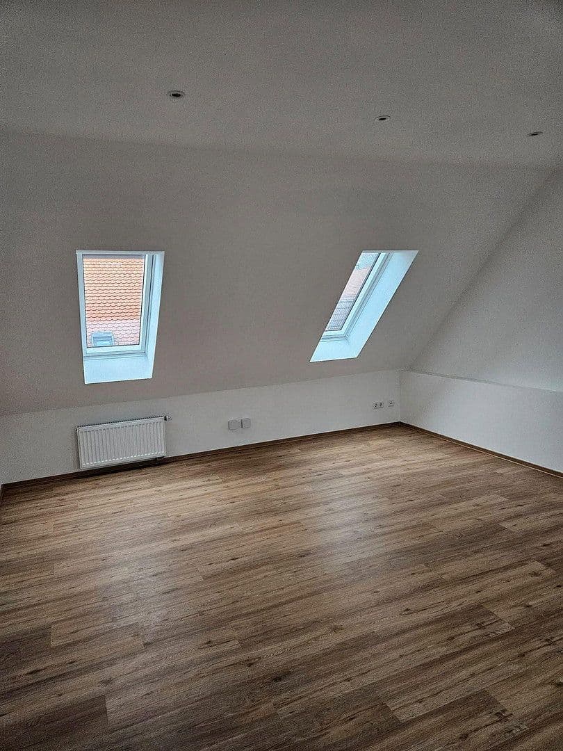 Pronájem kanceláře 100 m², Neuburg, Bavorsko Pronájem kanceláře 100 m², Neuburg, Bavorsko