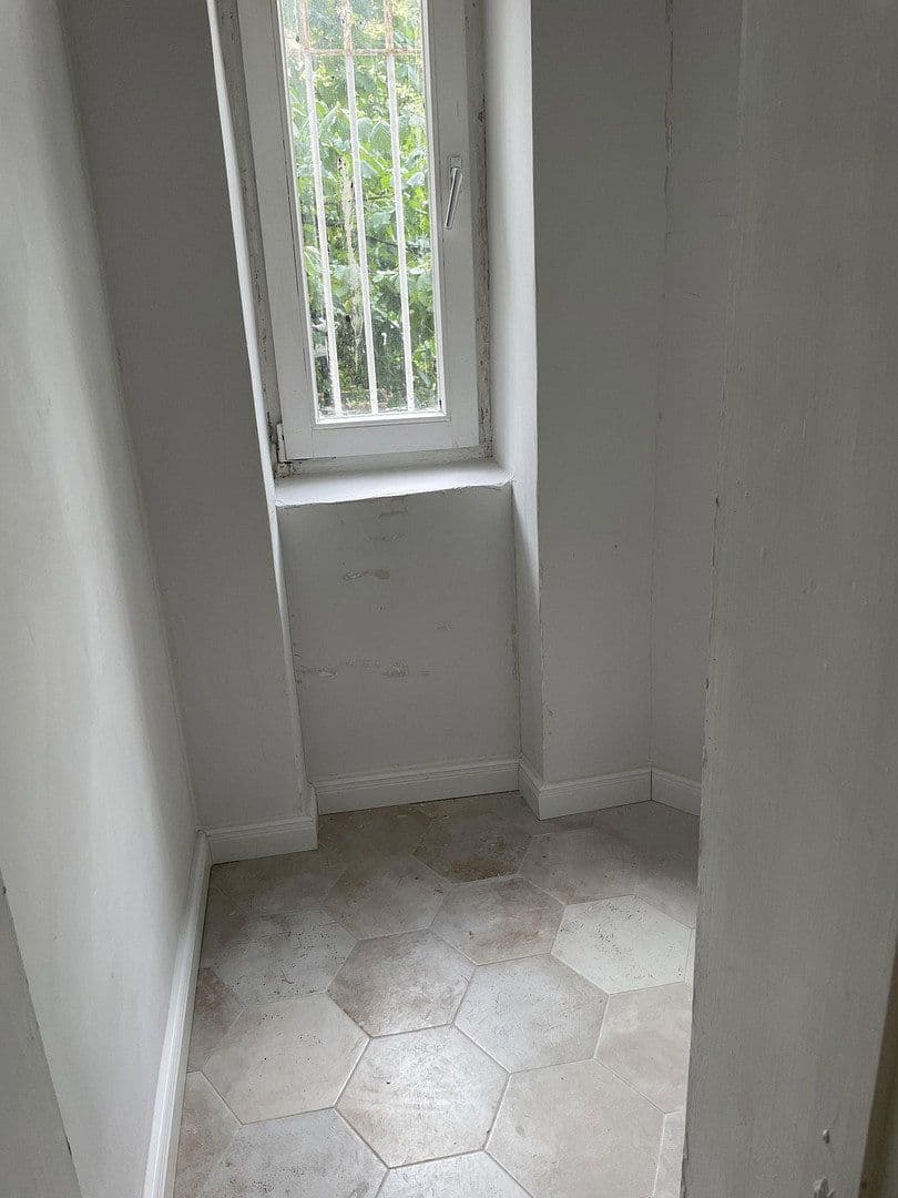 Pronájem bytu 5+1 150 m², Riemannstrasse 28, Leipzig, Sasko Pronájem bytu 5+1 150 m², Riemannstrasse 28, Leipzig, Sasko
