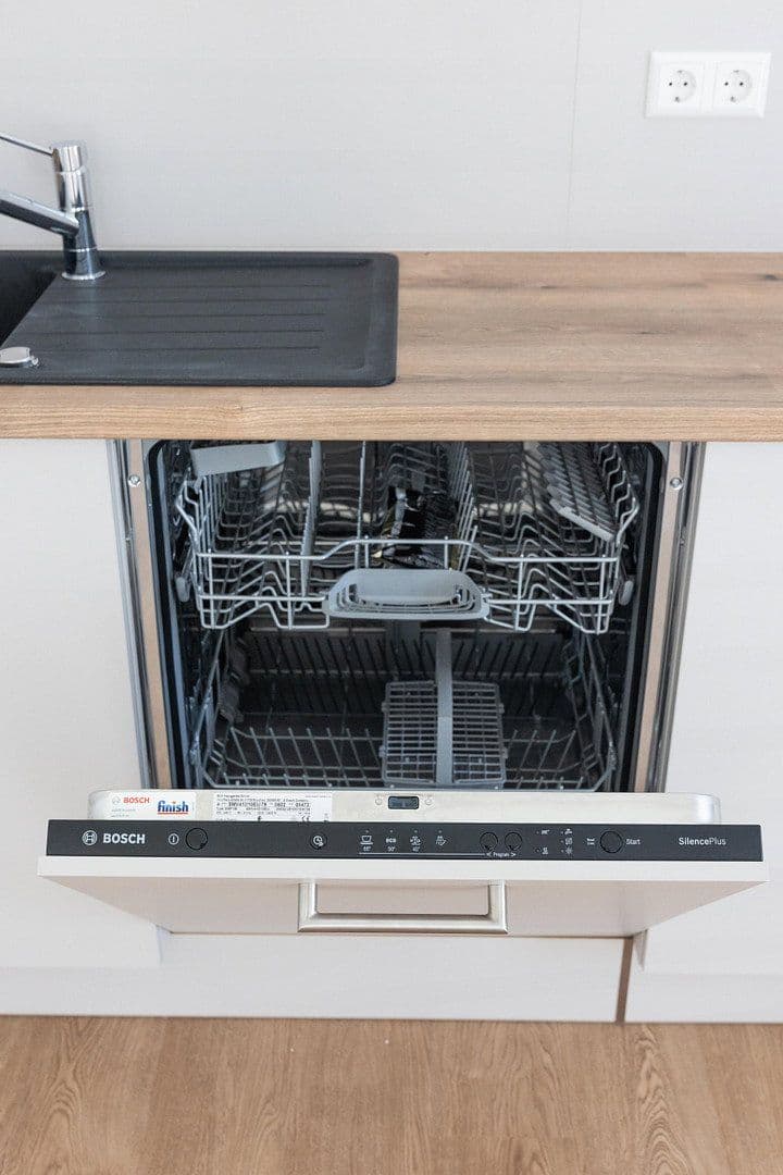 Pronájem bytu 5+kk 132 m², Uhlandstraße 25, Bodelshausen, Bádensko-Württembersko Pronájem bytu 5+kk 132 m², Uhlandstraße 25, Bodelshausen, Bádensko-Württembersko