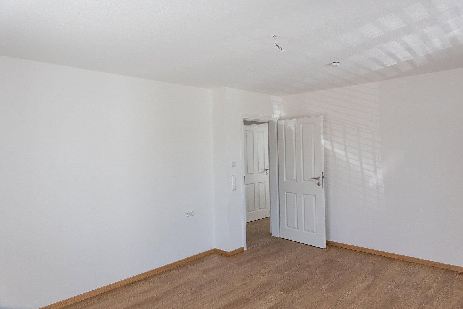 Pronájem bytu 5+kk 132 m², Uhlandstraße 25, Bodelshausen, Bádensko-Württembersko Pronájem bytu 5+kk 132 m², Uhlandstraße 25, Bodelshausen, Bádensko-Württembersko