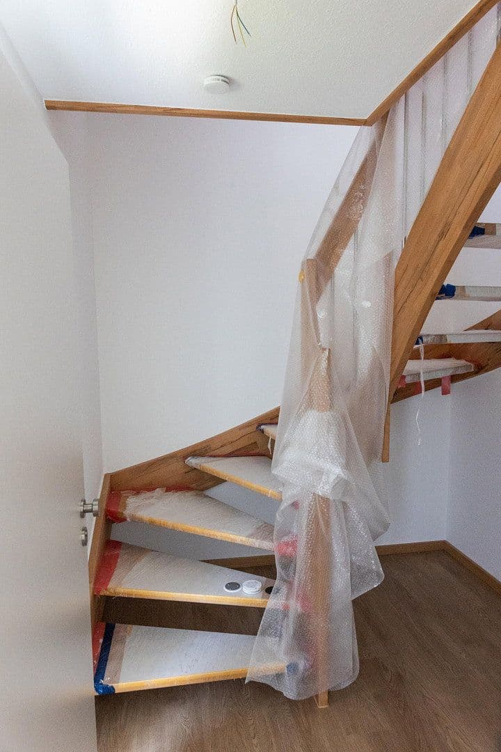 Pronájem bytu 5+kk 132 m², Uhlandstraße 25, Bodelshausen, Bádensko-Württembersko Pronájem bytu 5+kk 132 m², Uhlandstraße 25, Bodelshausen, Bádensko-Württembersko