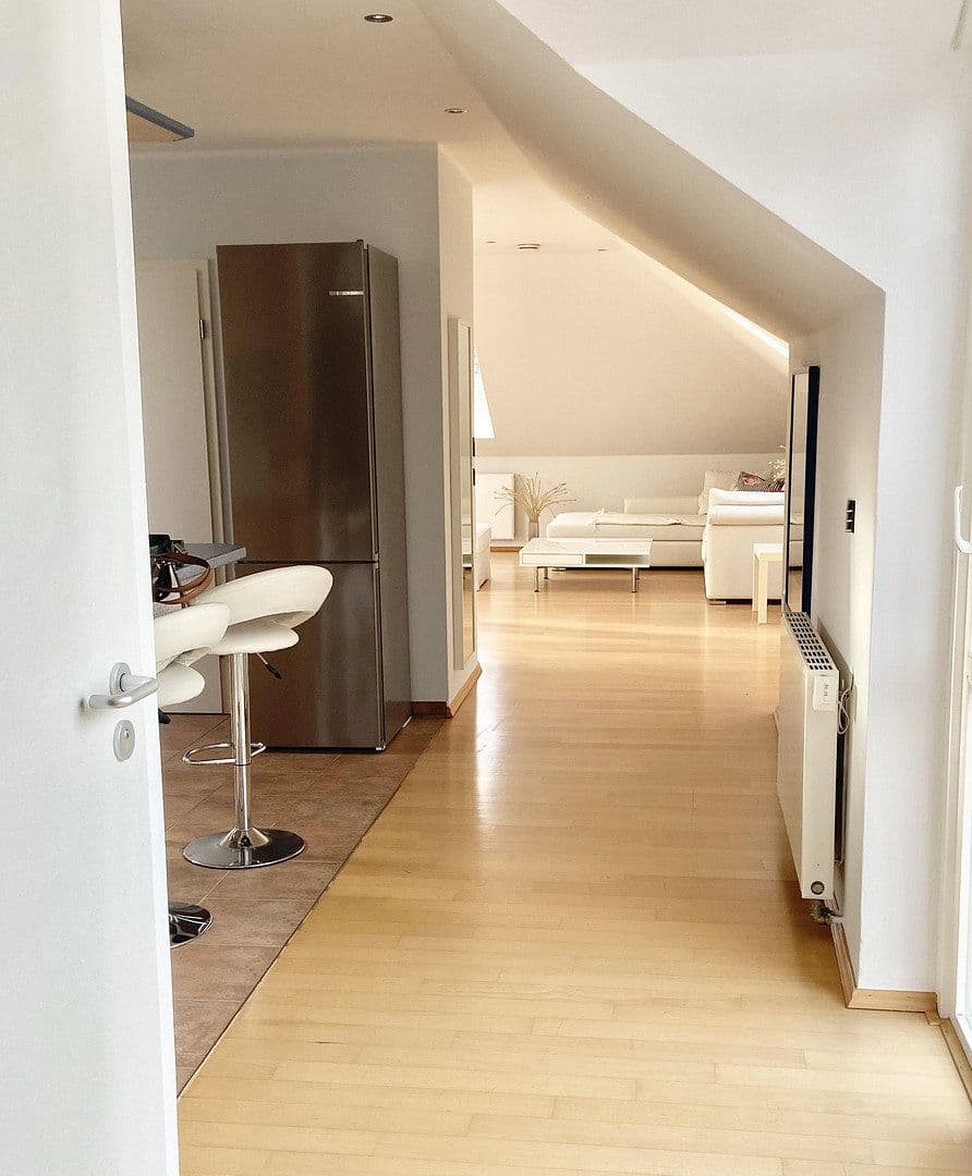 Pronájem bytu 3+1 95 m², Oldenburg, Dolní Sasko Pronájem bytu 3+1 95 m², Oldenburg, Dolní Sasko