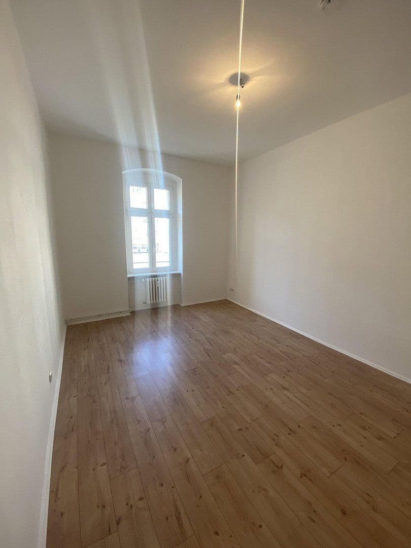Pronájem bytu 4+1 103 m², Magdalenenstraße 21, Berlin, Berlín Pronájem bytu 4+1 103 m², Magdalenenstraße 21, Berlin, Berlín